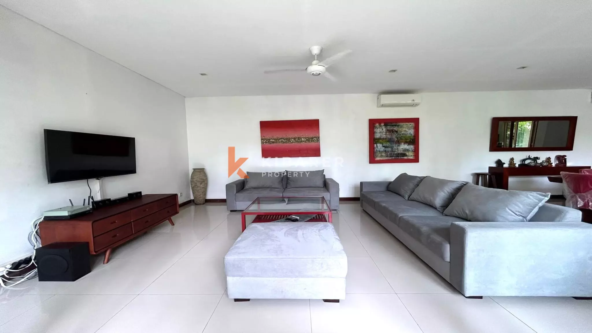 Elegant Three-Bedroom Balinese Villa with Pool in Berawa — image 7