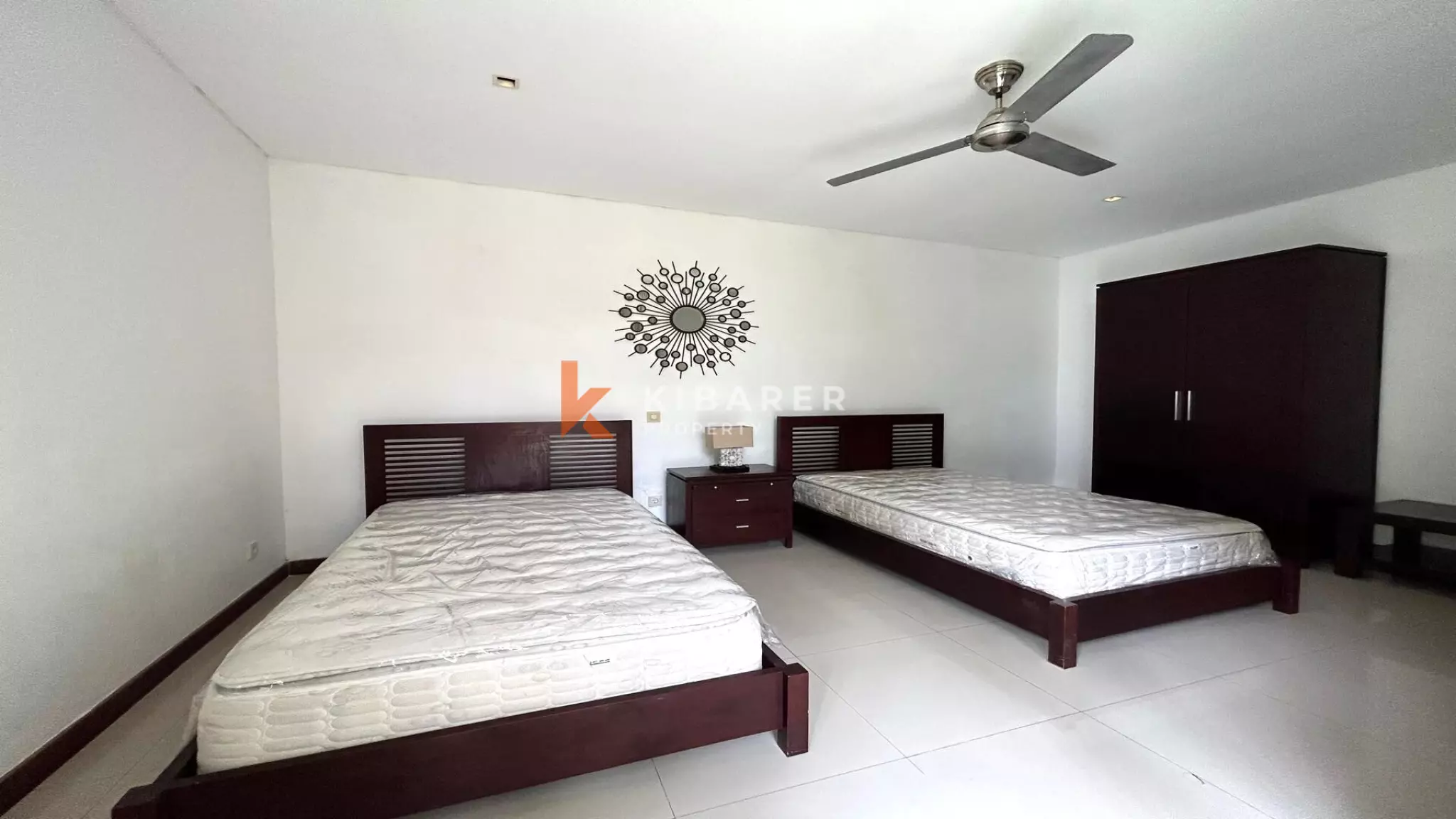 Elegant Three-Bedroom Balinese Villa with Pool in Berawa — image 19