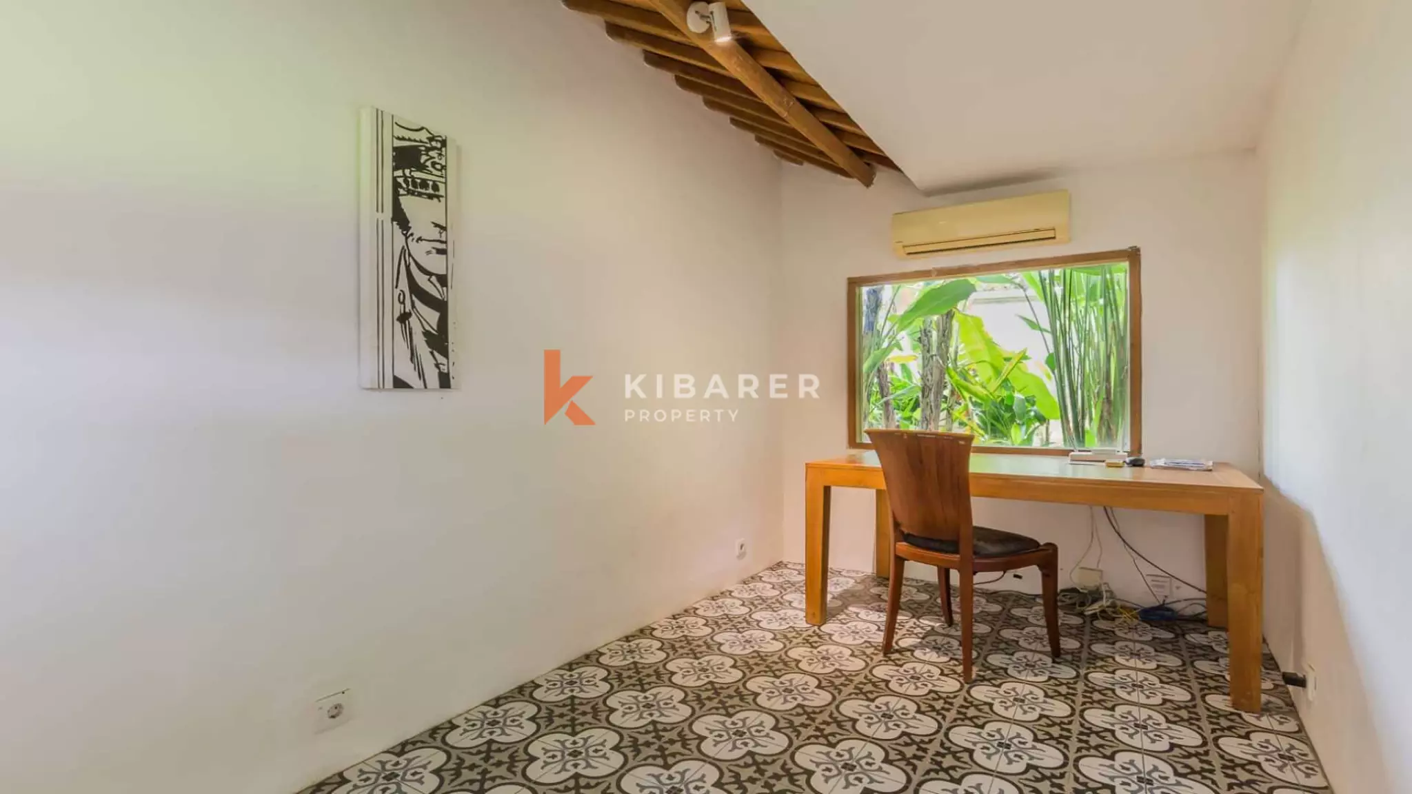 Beautiful Four Bedrooms Classy Joglo Style Villa In Umalas — image 11