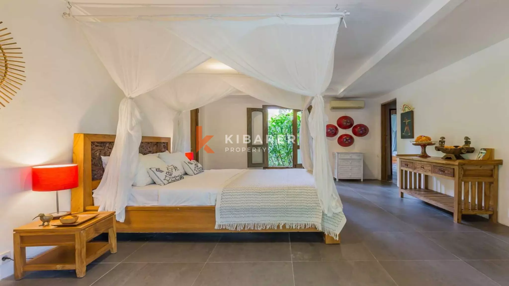 Beautiful Four Bedrooms Classy Joglo Style Villa In Umalas — image 14