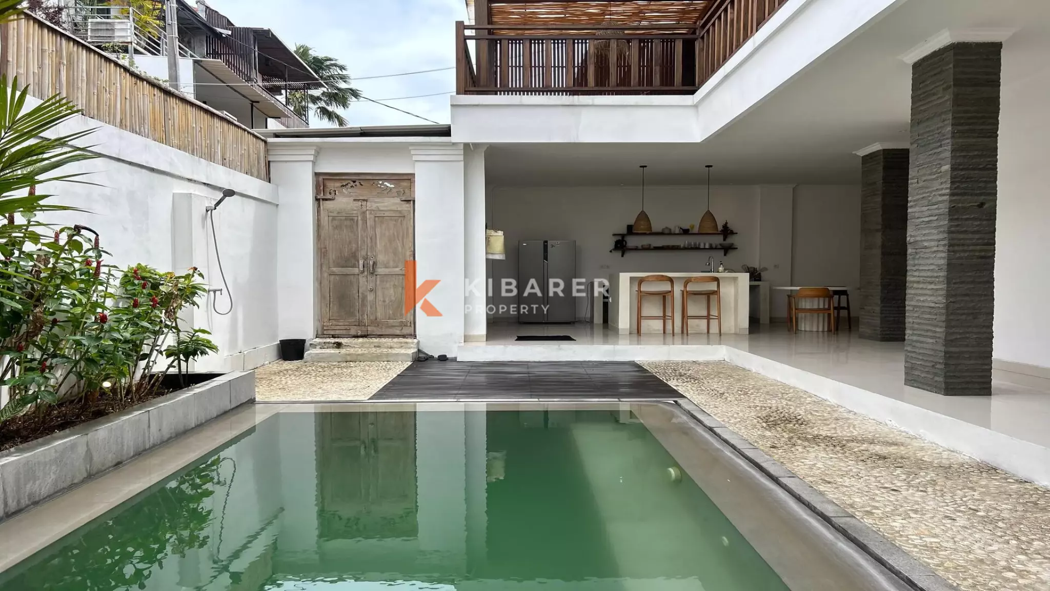 Tropical Elegance: Three-Bedroom Villa with Pool and Rooftop in Canggu