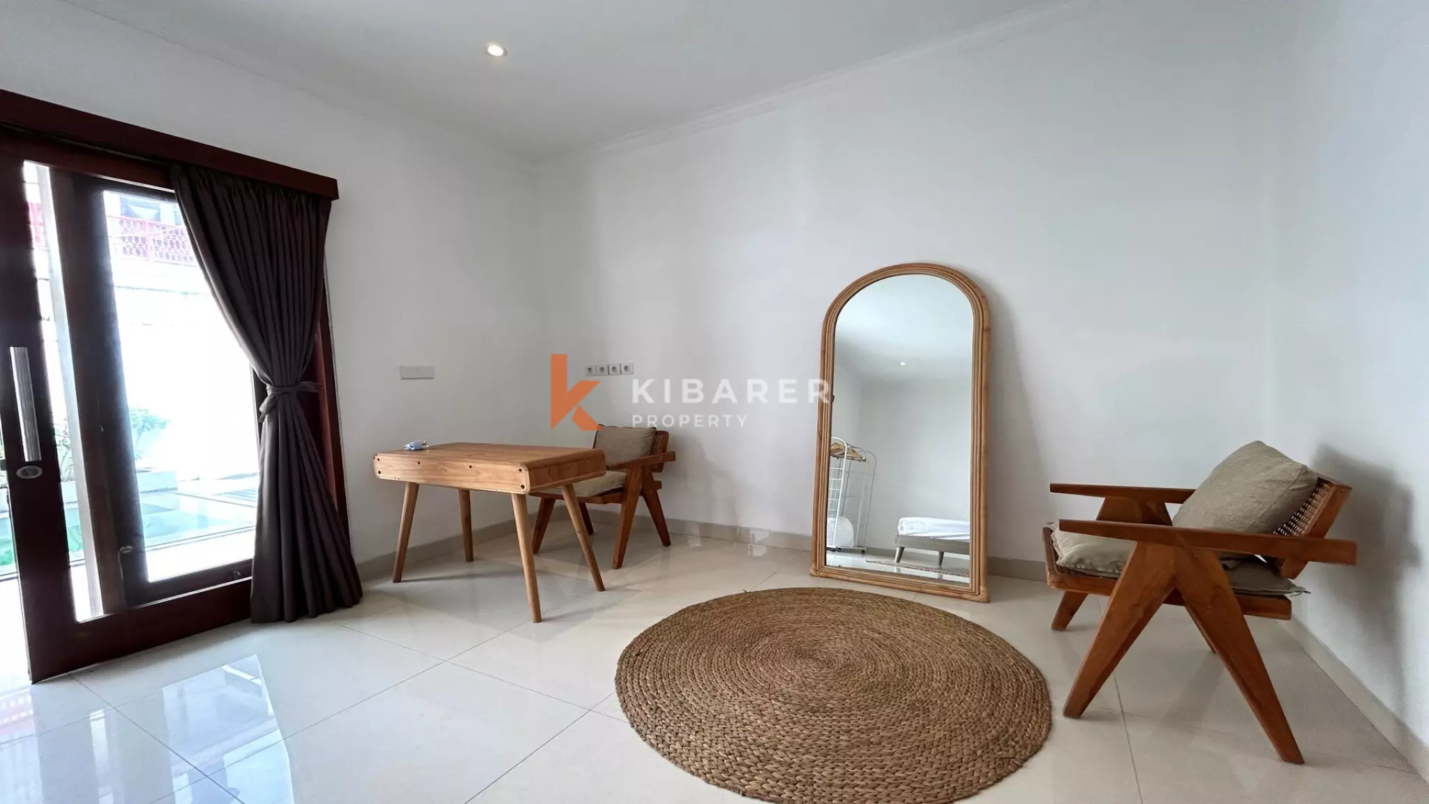 Tropical Elegance: Three-Bedroom Villa with Pool and Rooftop in Canggu — image 17