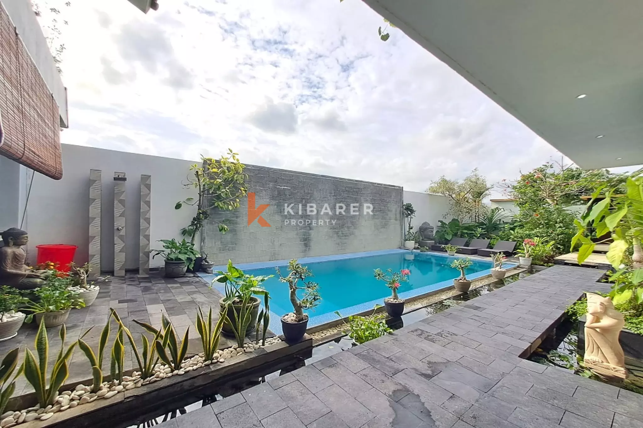 Ricefields Haven Seven-Bedrooms Villa Close to Berawa Beach — image 13