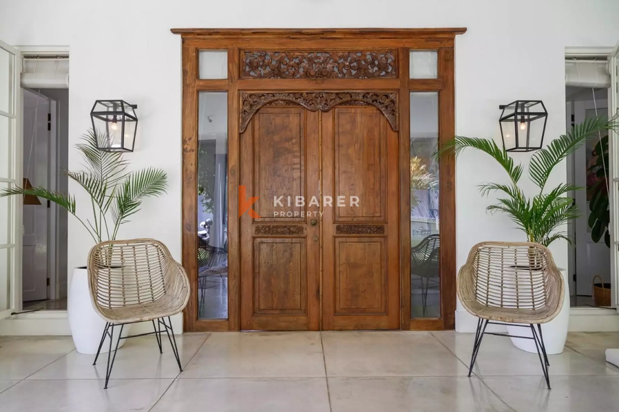Elegance Homey Three-Bedrooms Villa Nearby the Beach in Canggu — image 9
