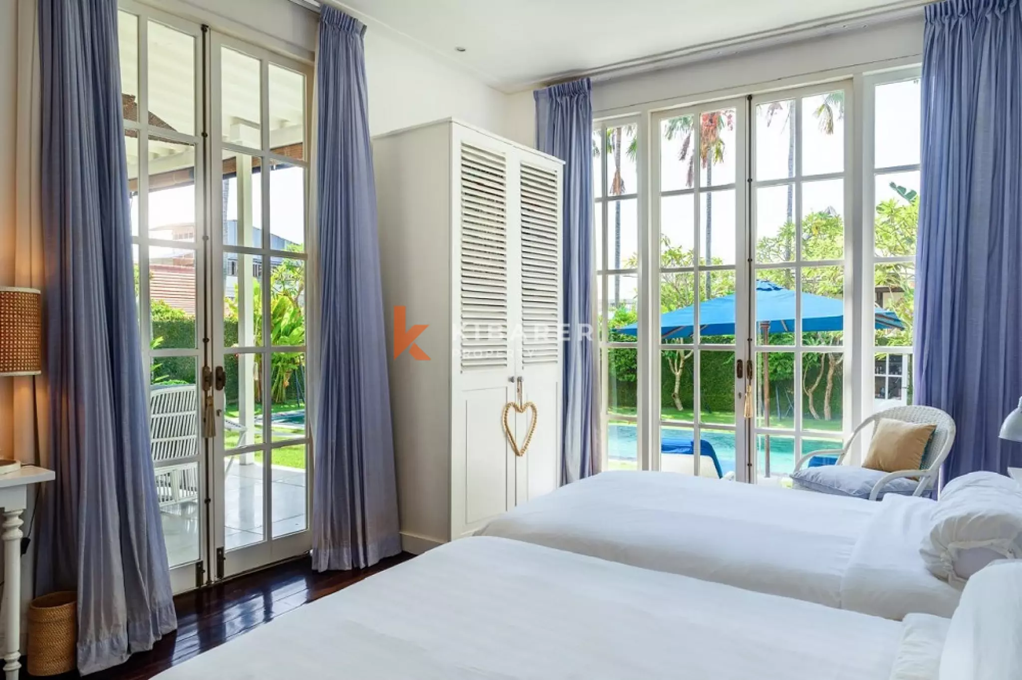 Elegance Homey Three-Bedrooms Villa Nearby the Beach in Canggu — image 12