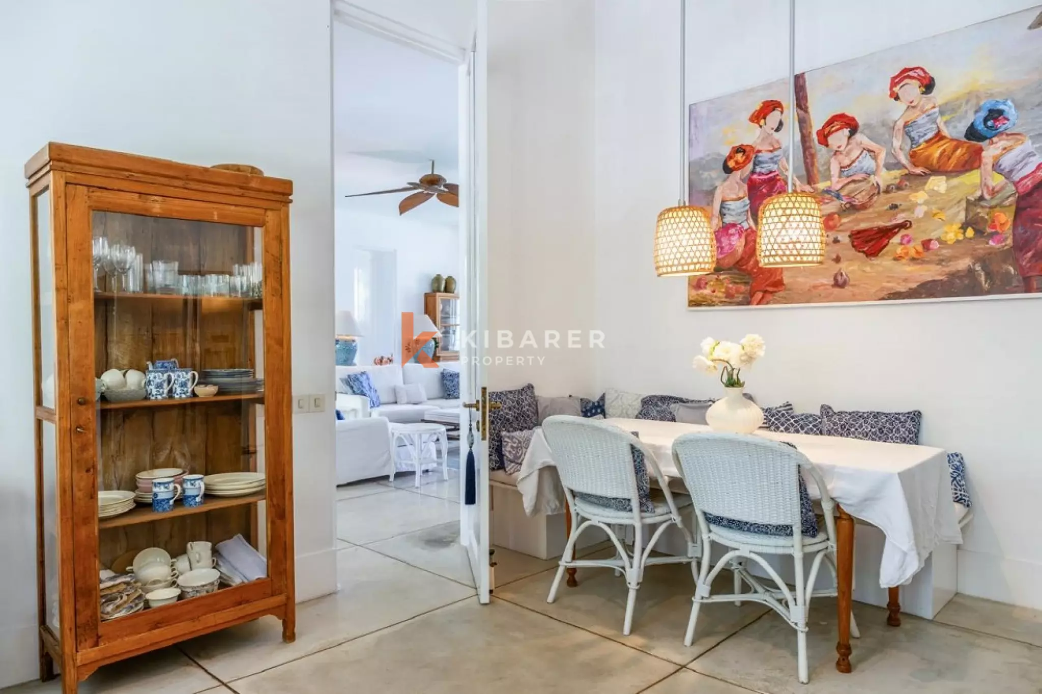 Elegance Homey Three-Bedrooms Villa Nearby the Beach in Canggu — image 16