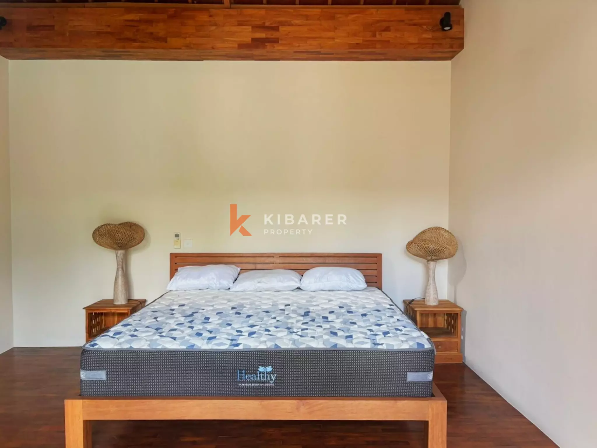 Quiet Three Bedroom Open Villa in Berawa with Big Pool & Spacious Garden — image 18