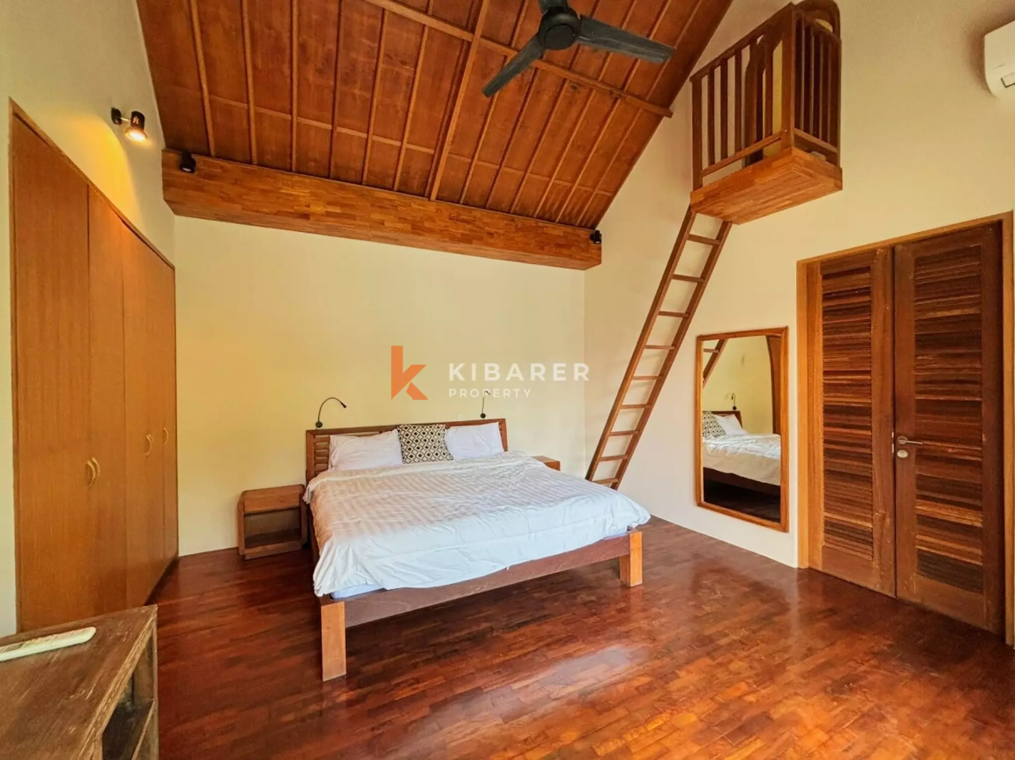 Quiet Three Bedroom Open Villa in Berawa with Big Pool & Spacious Garden — image 7