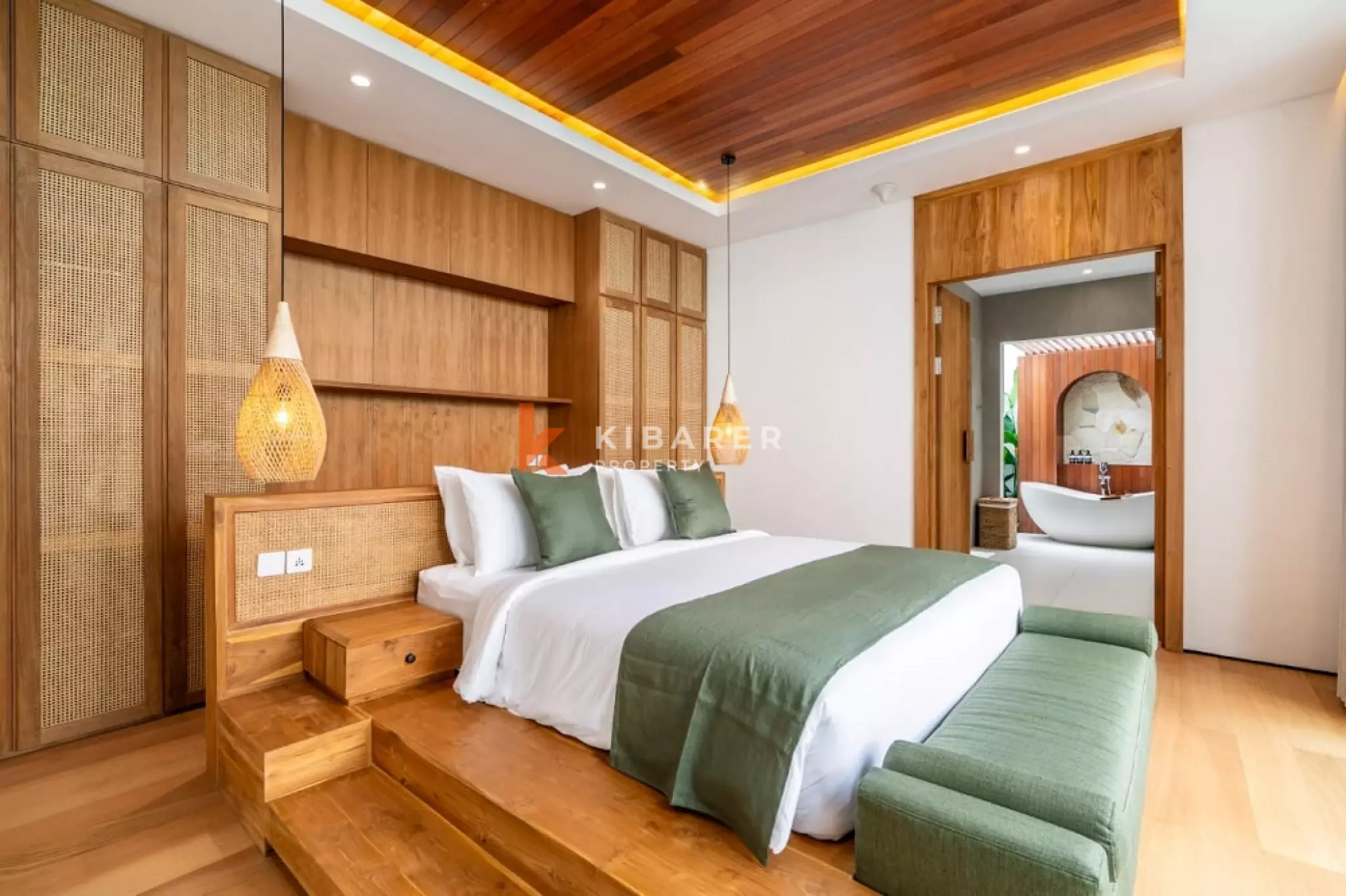 Exquisite Three-Bedrooms Villa with Sauna Near Berawa Beach — image 16
