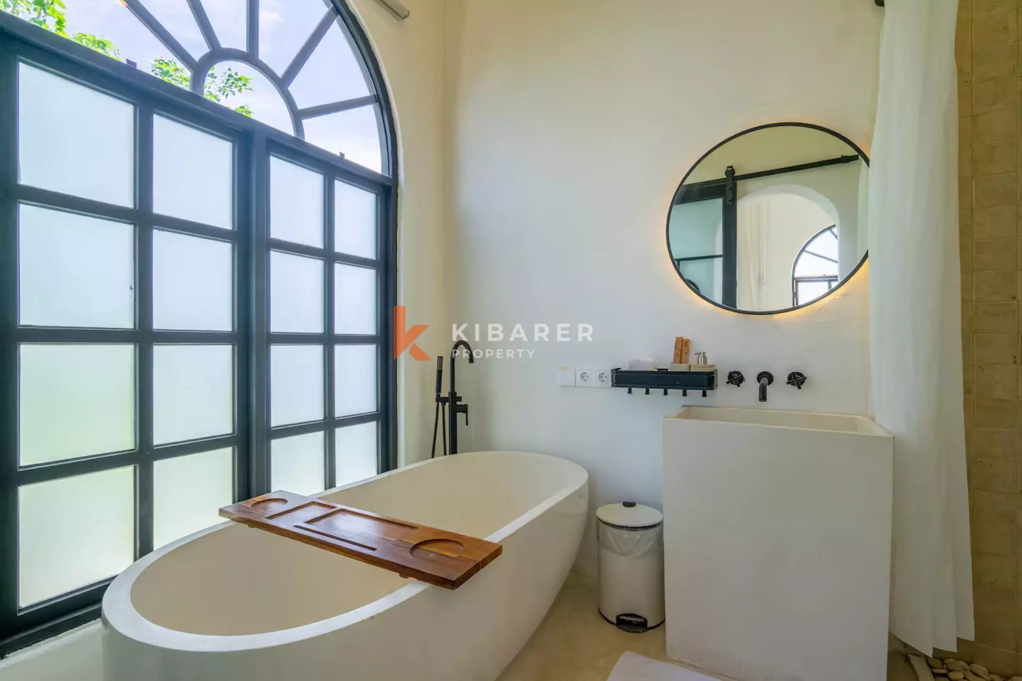 Four-Bedroom Villa in Jimbaran — image 18