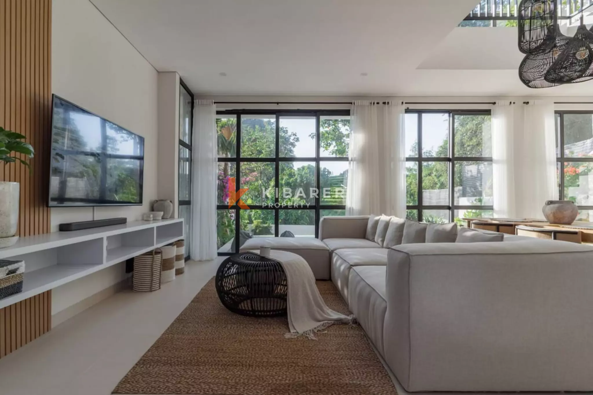 Modern Estate Two Bedroom Villa in North Canggu — image 6