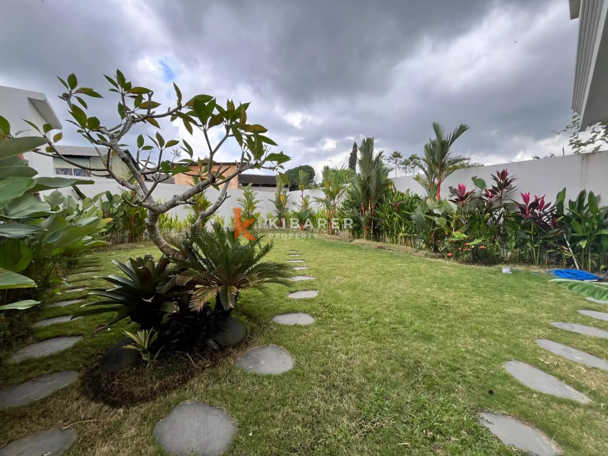 Mixed Style Two Bedroom Villa with Garden and Ricefield view in Canggu — image 8