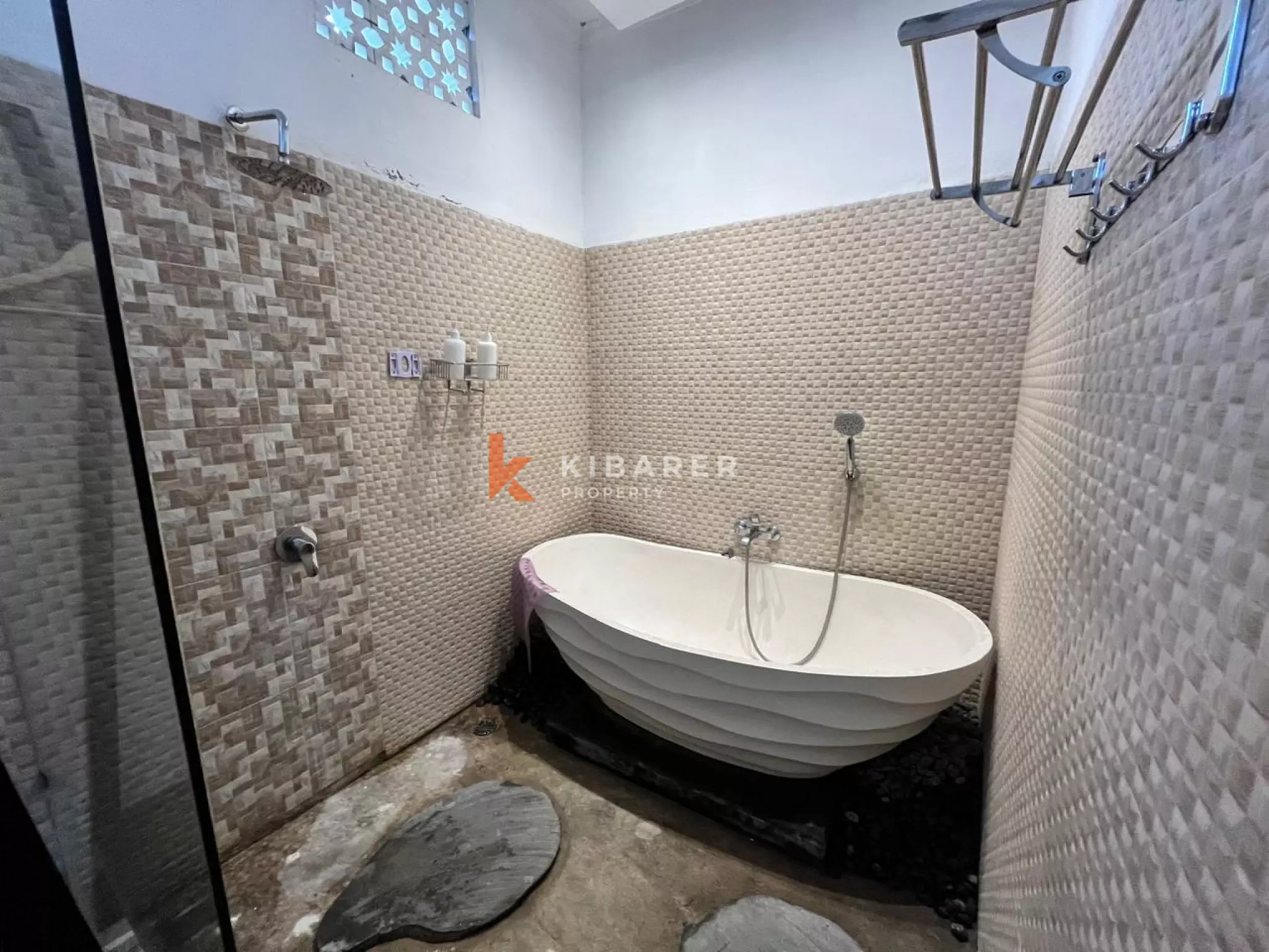 Mixed Style Two Bedroom Villa with Garden and Ricefield view in Canggu — image 14