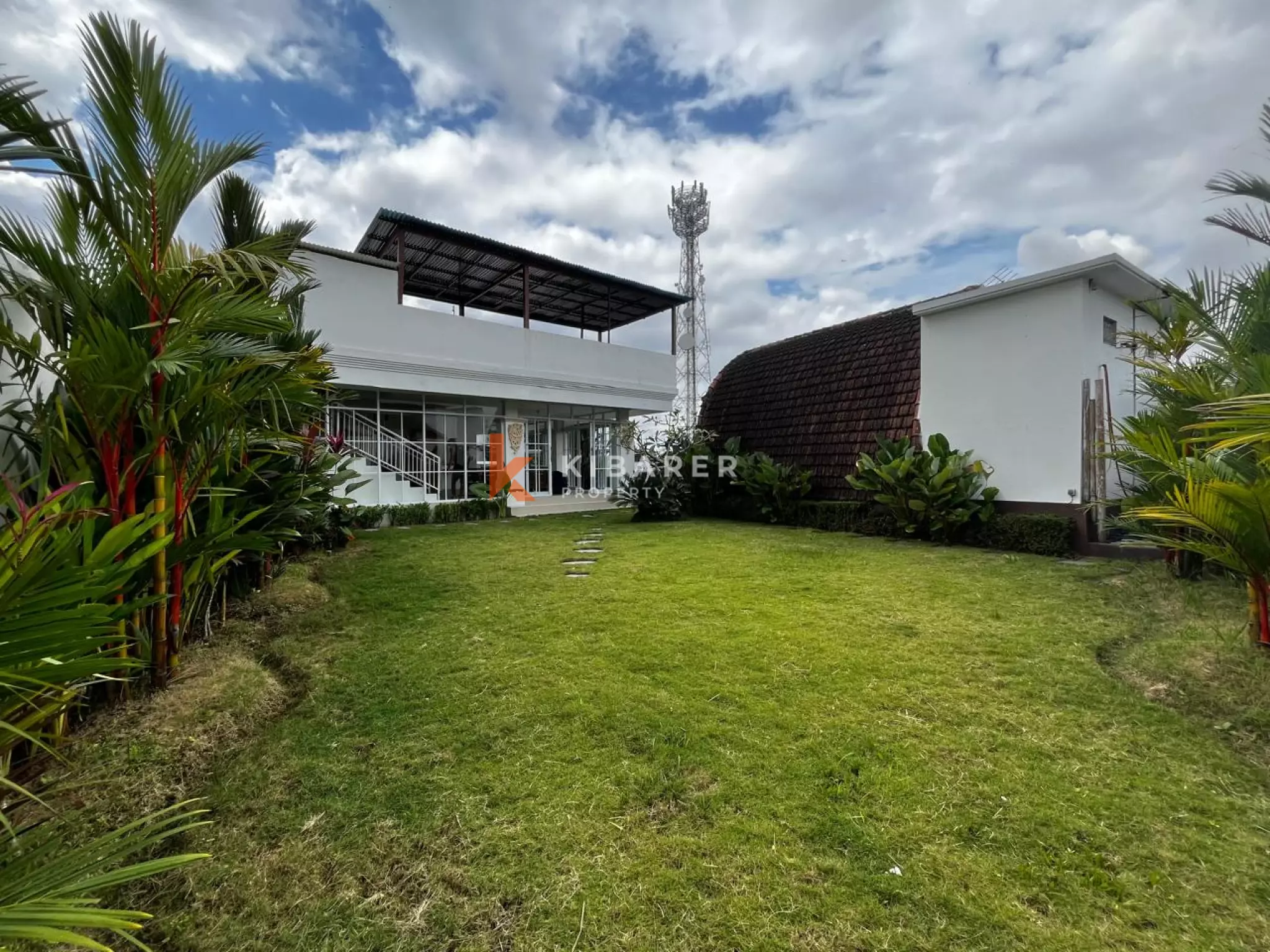 Mixed Style Two Bedroom Villa with Garden and Ricefield view in Canggu — image 6