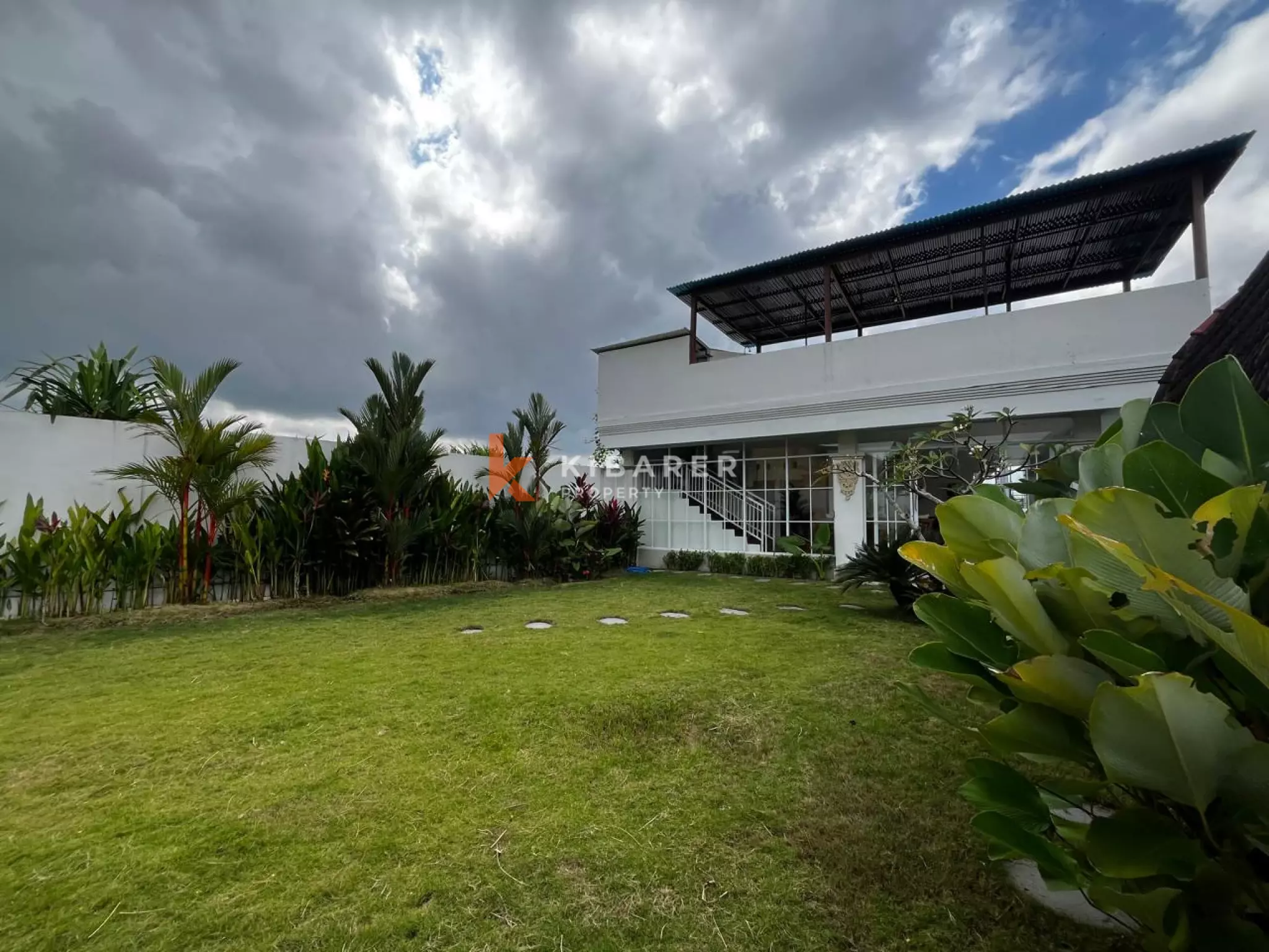Mixed Style Two Bedroom Villa with Garden and Ricefield view in Canggu — image 7