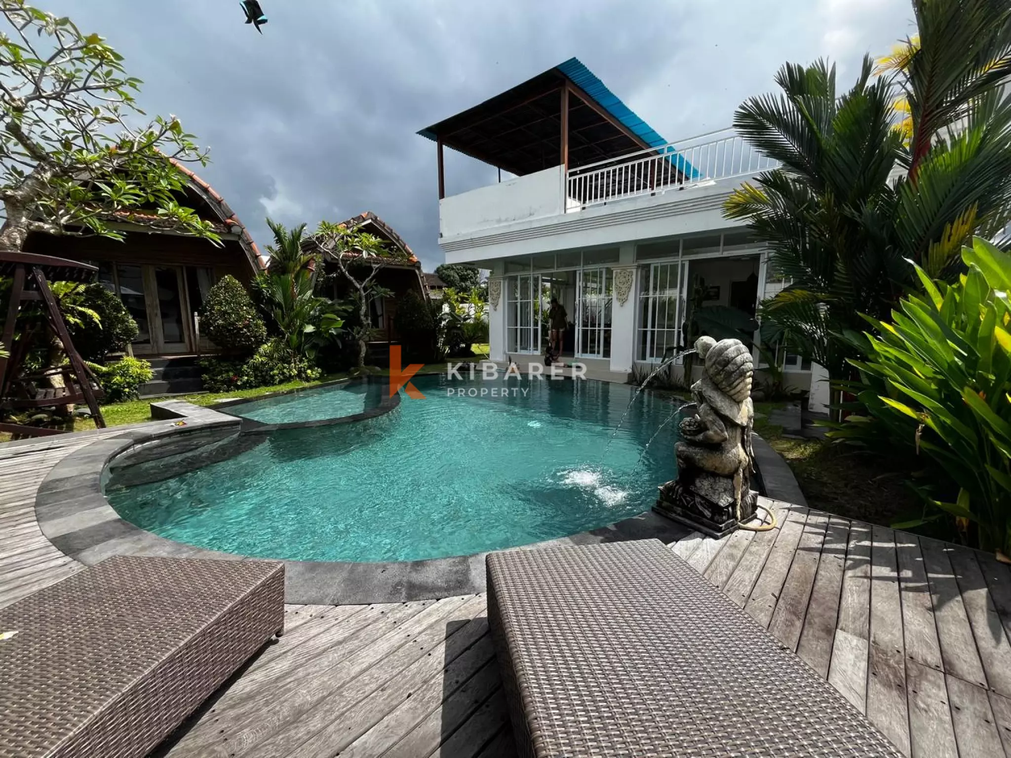 Mixed Style Two Bedroom Villa with Garden and Ricefield view in Canggu — image 5