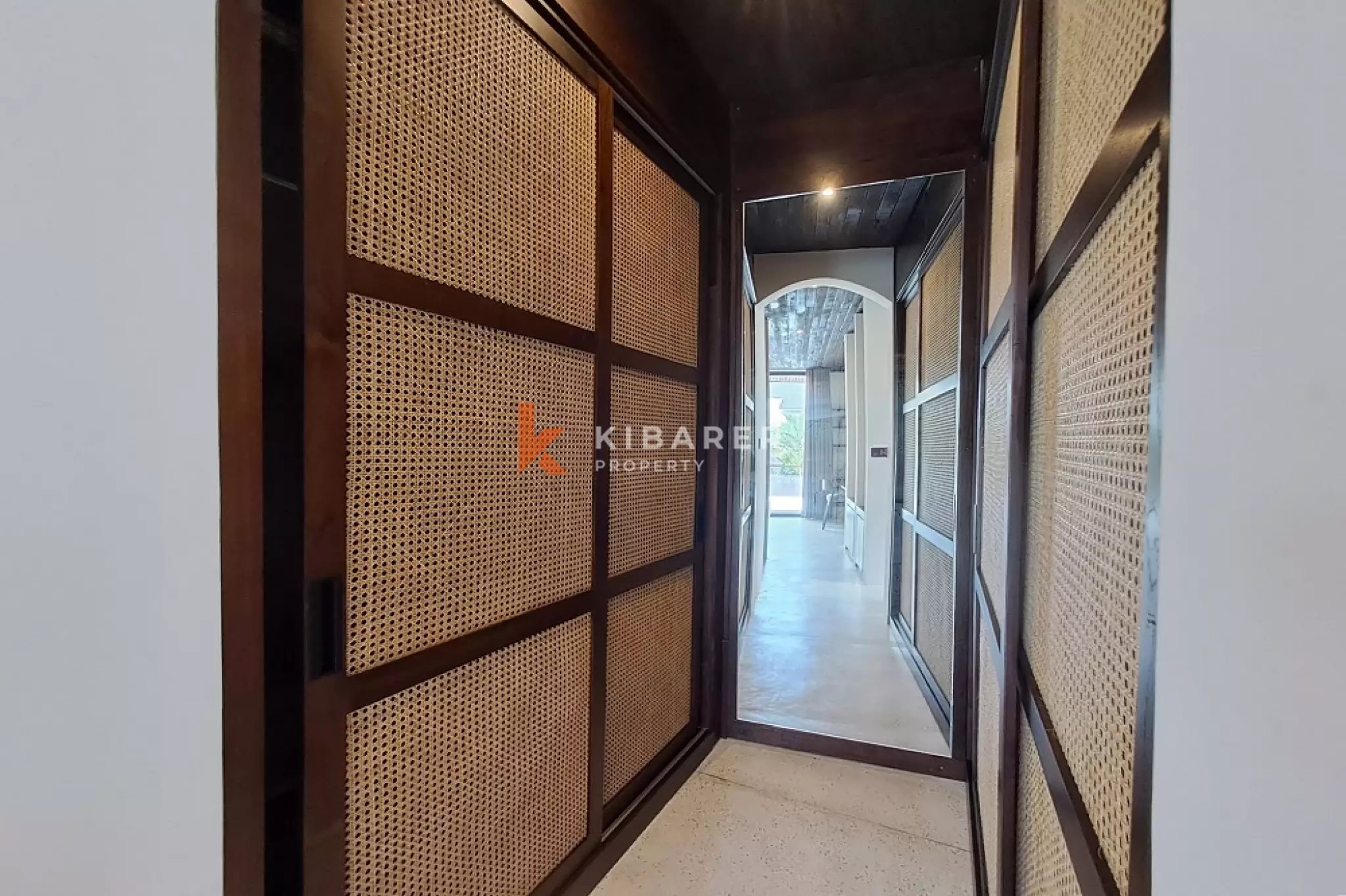 Stylish Two-Bedroom Tropical Villa in Tumbak Bayuh — image 17