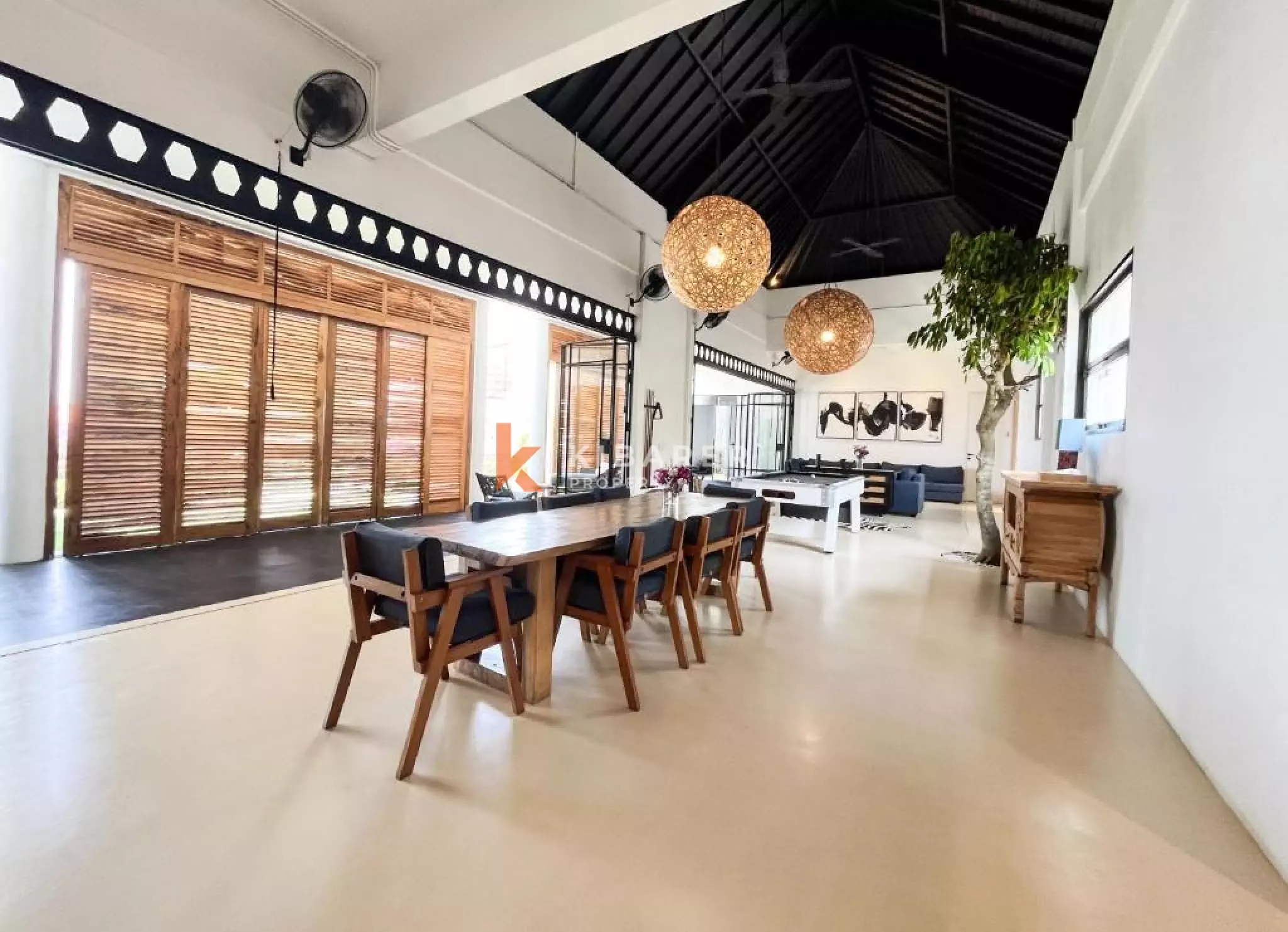 Luxurious Six Bedroom Villa in Balangan Hill — image 7