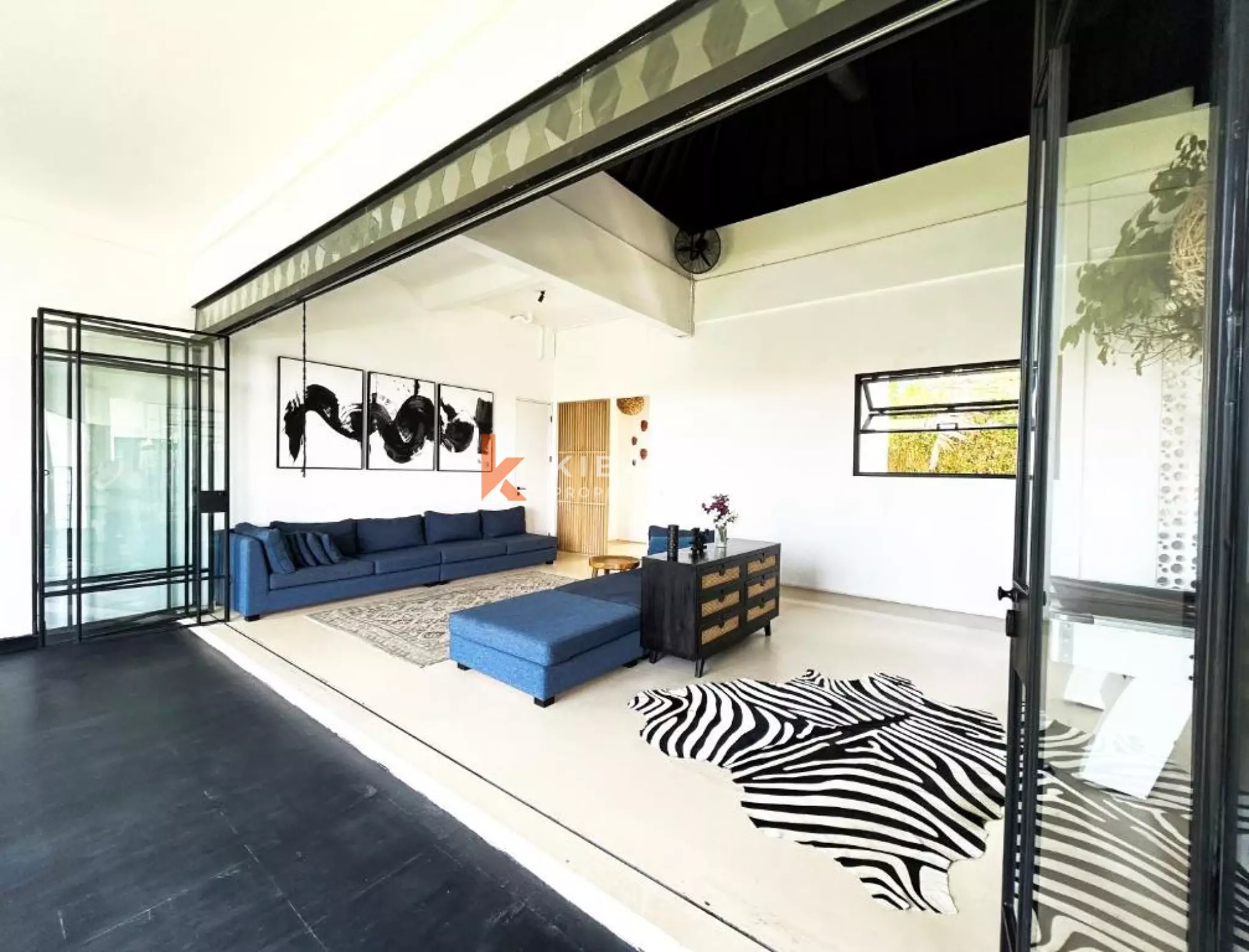 Luxurious Six Bedroom Villa in Balangan Hill — image 11