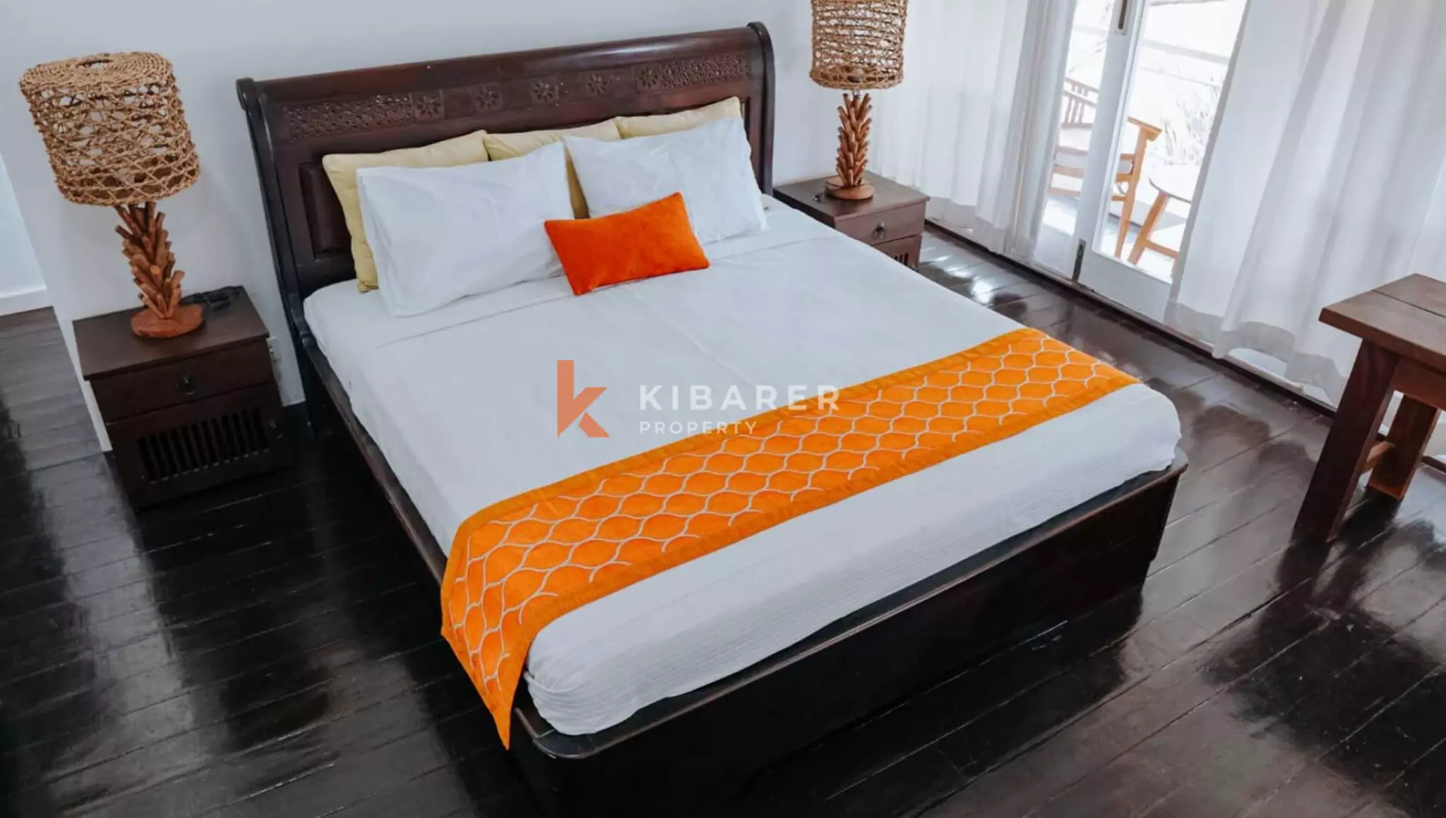 Traditional Open Three-Bedroom Villa with Tropical Touch in Mertanadi — image 16