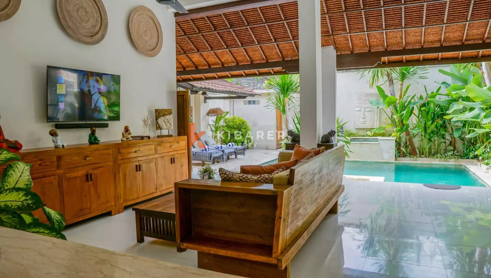 Traditional Three Bedroom Open Living Villa with Tropical Touch in Mertanadi — image 7