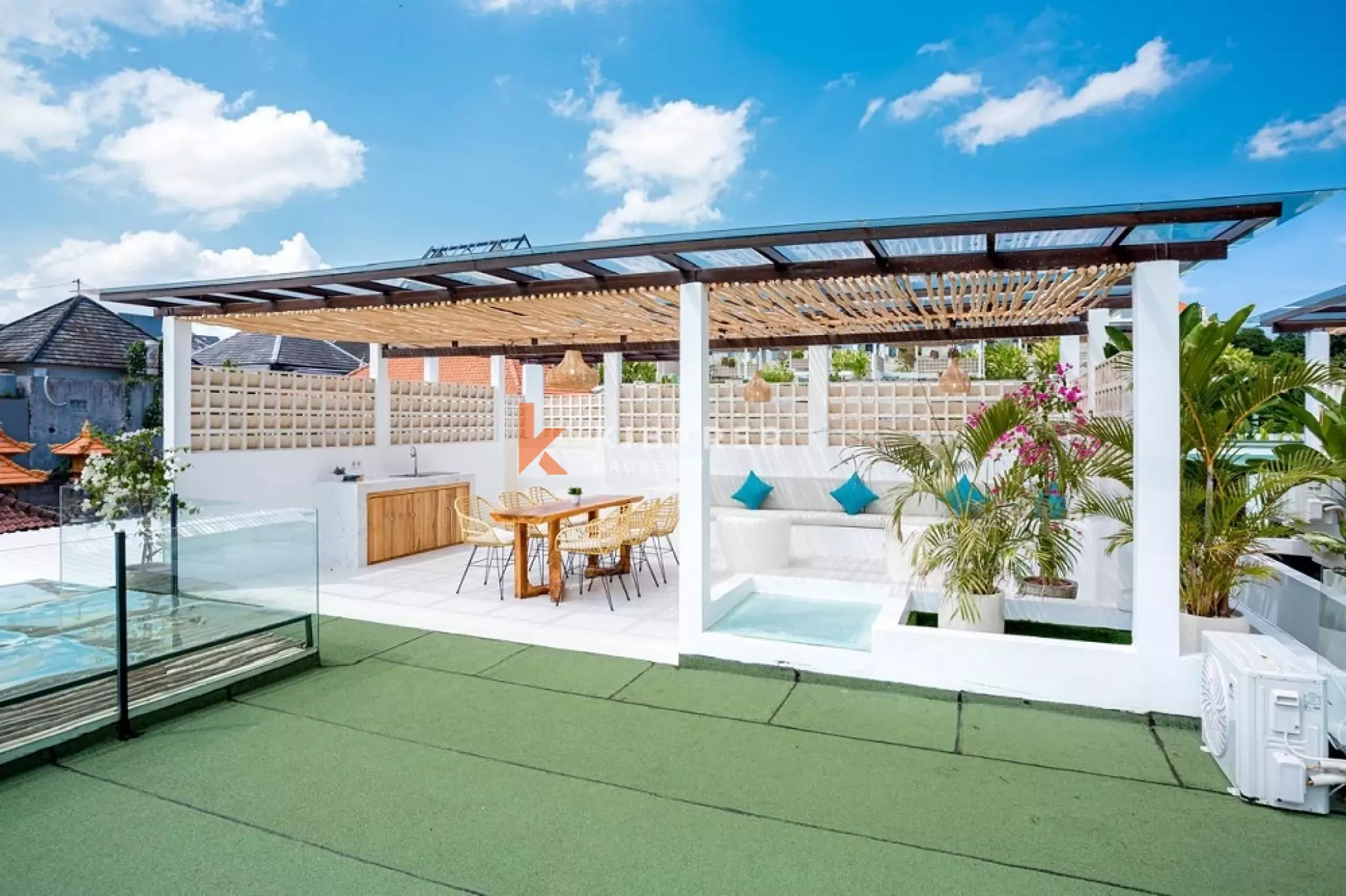 Modern Rooftop Two-Bedrooms Villa with Facilities in Tumbak Bayuh — image 12