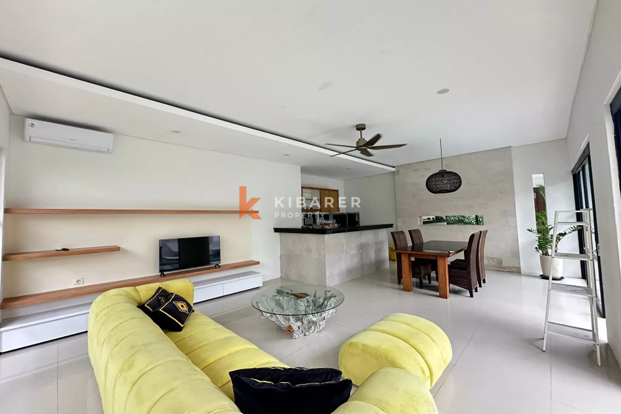 Best Two-Bedroom Villa for Investment in Prime Kerobokan — image 4