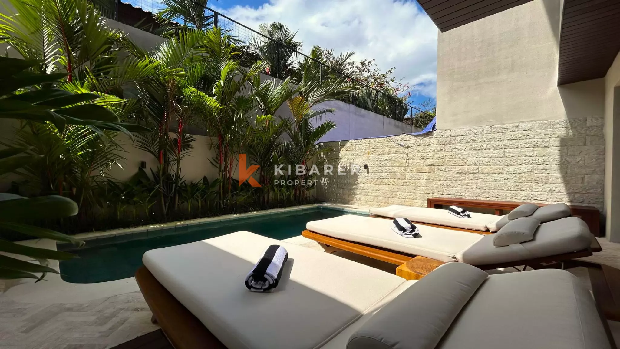 Modern Two-Bedroom Villa with Pool in Prime Umalas Location — image 1