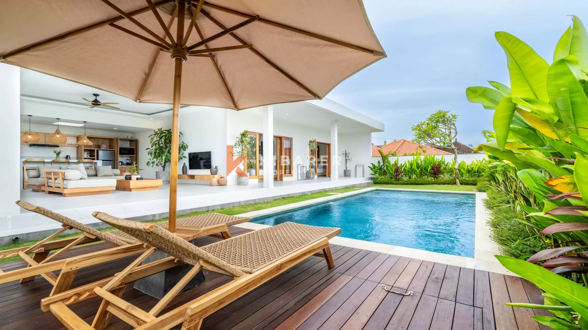 Charming Three-Bedroom Retreat with Pool and Garden in Pererenan