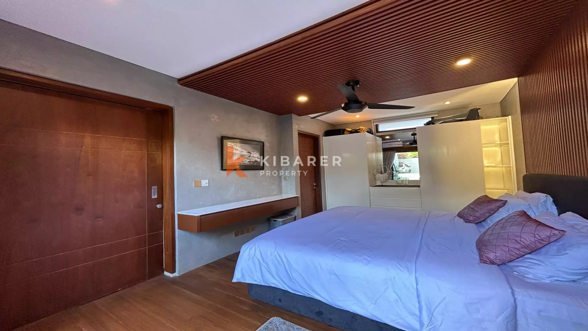 Modern One-Bedroom Tropical Villa with Enclosed Living in Central Canggu — image 16