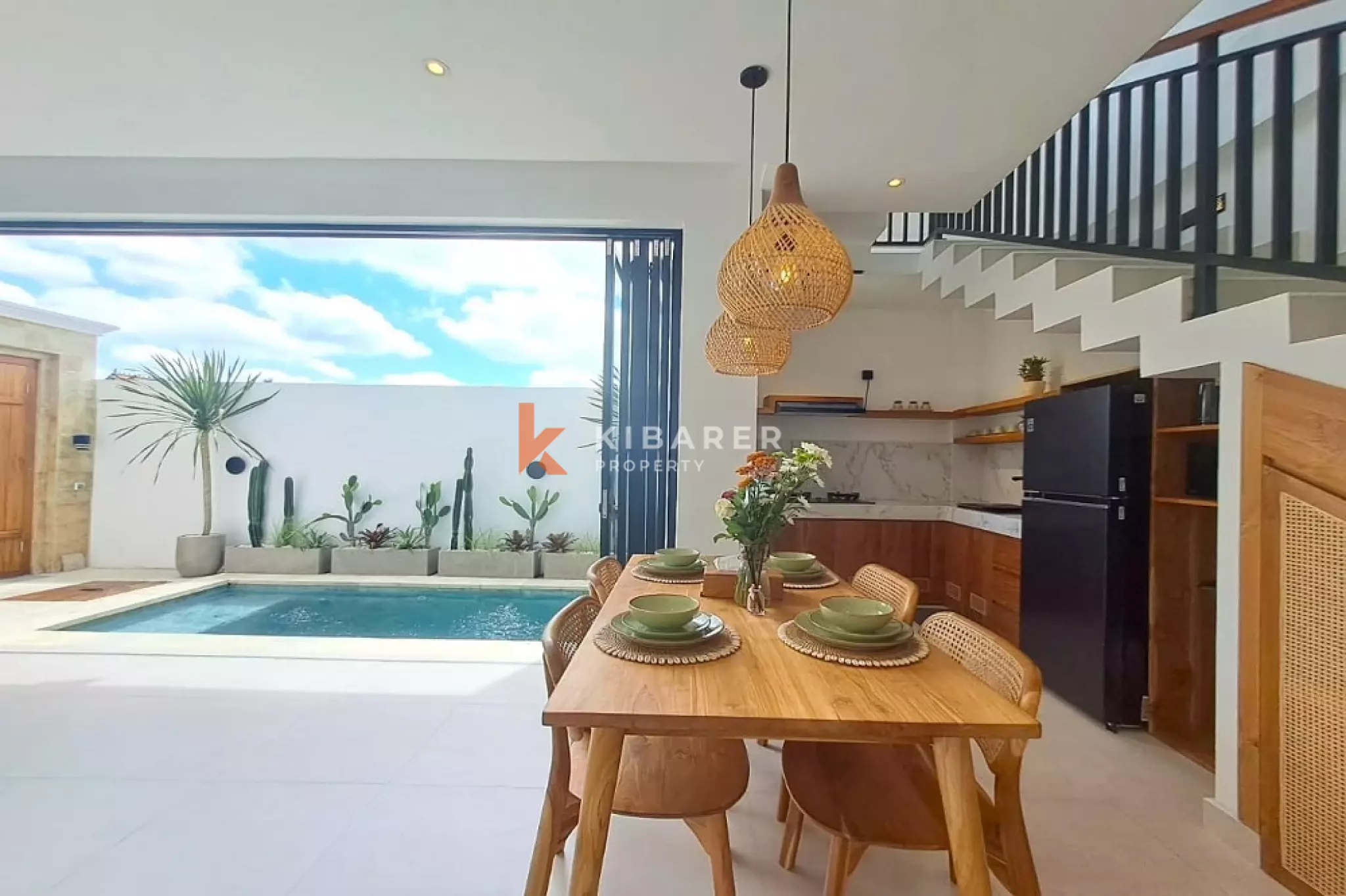 Modern Rooftop Villa with Private Pool in Tumbak Bayuh — image 8