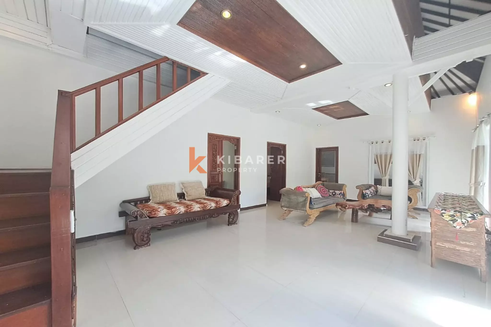Villa For Leasing Three-Bedrooms Near Canggu Beaches — image 6