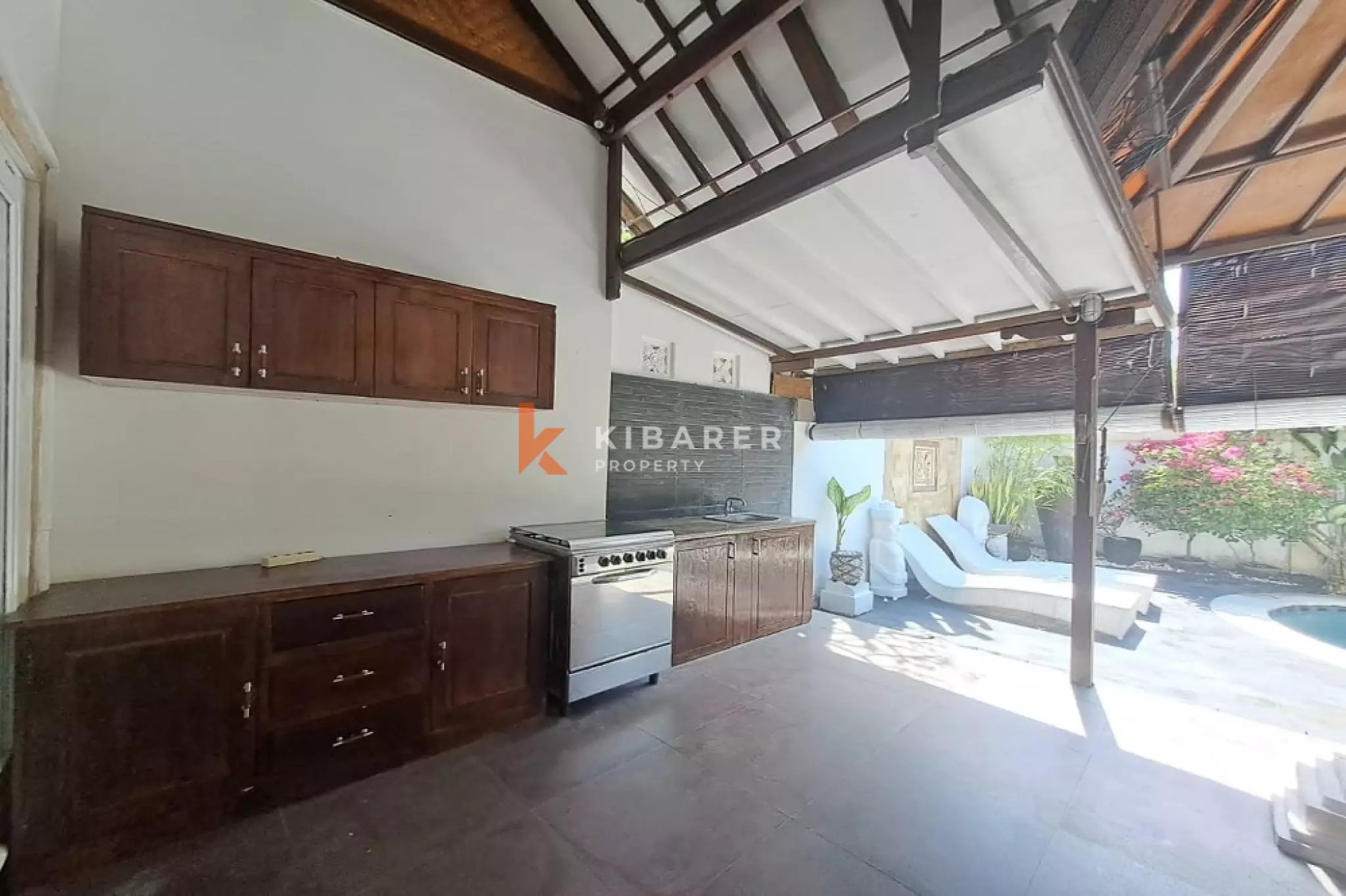 Villa For Leasing Three-Bedrooms Near Canggu Beaches — image 14