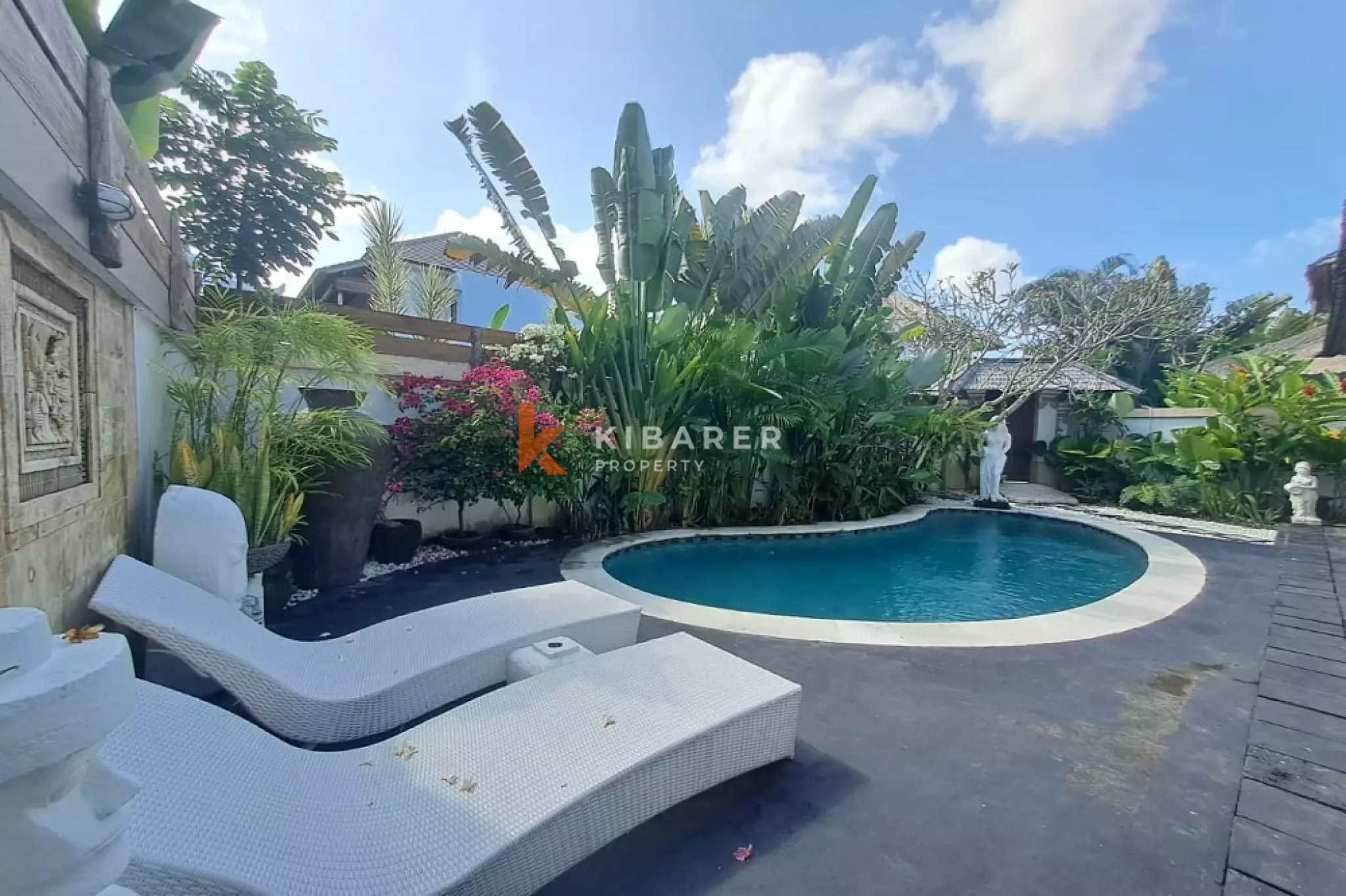 Villa For Leasing Three-Bedrooms Near Canggu Beaches — image 2