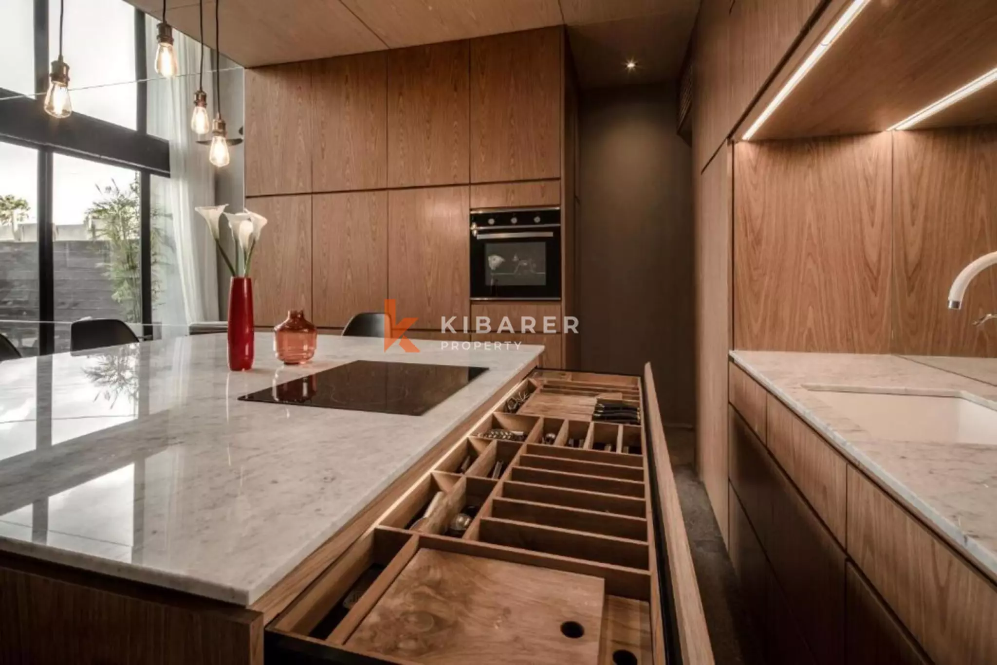 Minimalist One Bedroom Townhouse in Berawa Canggu — image 3