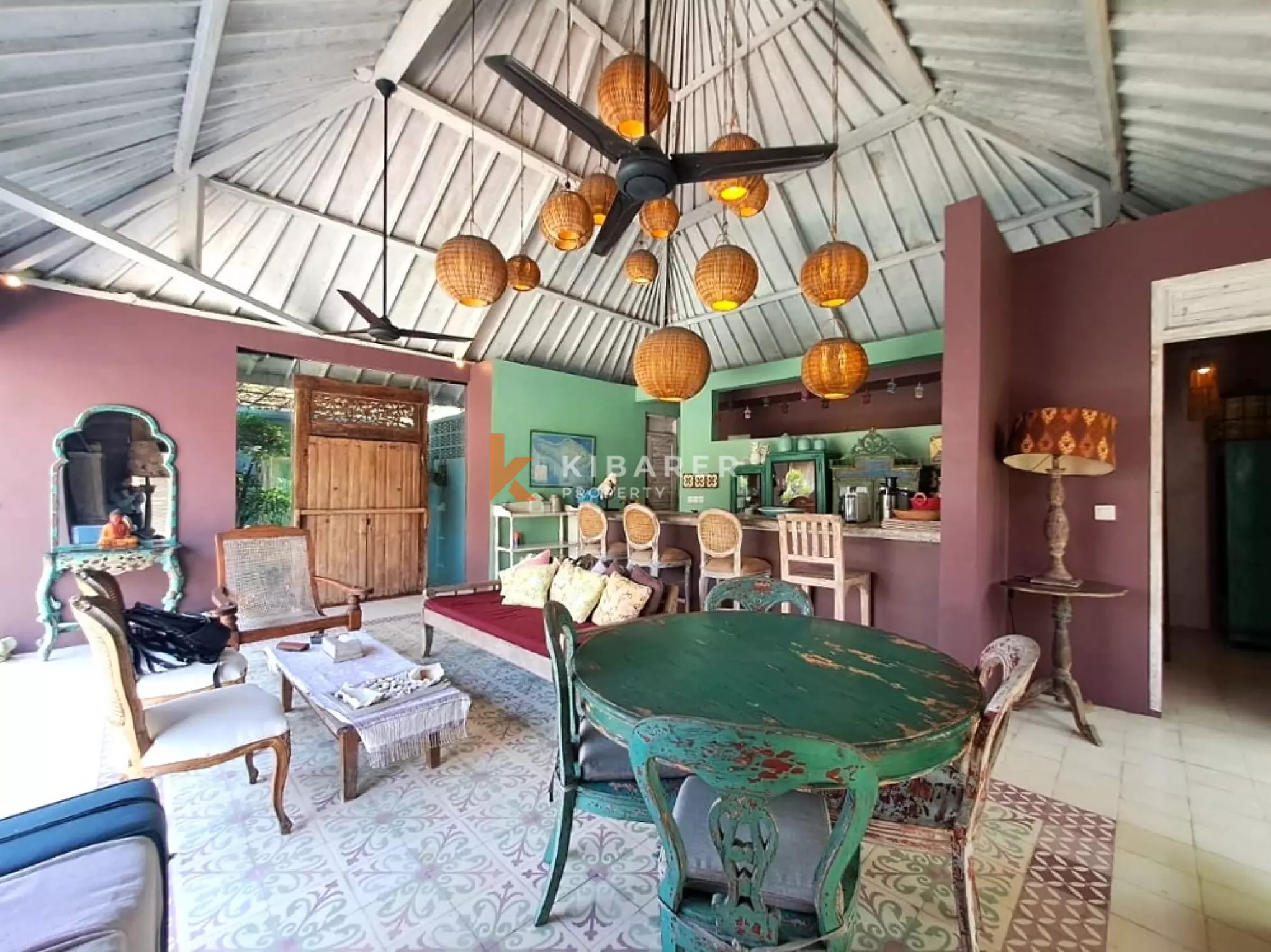 Authentic Three-Bedrooms Garden Villa in Central Canggu — image 8