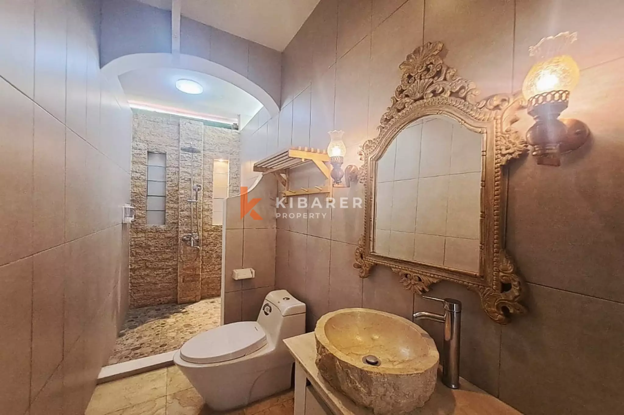 Haven Three-Bedrooms Villa in Prime Berawa Location — image 19