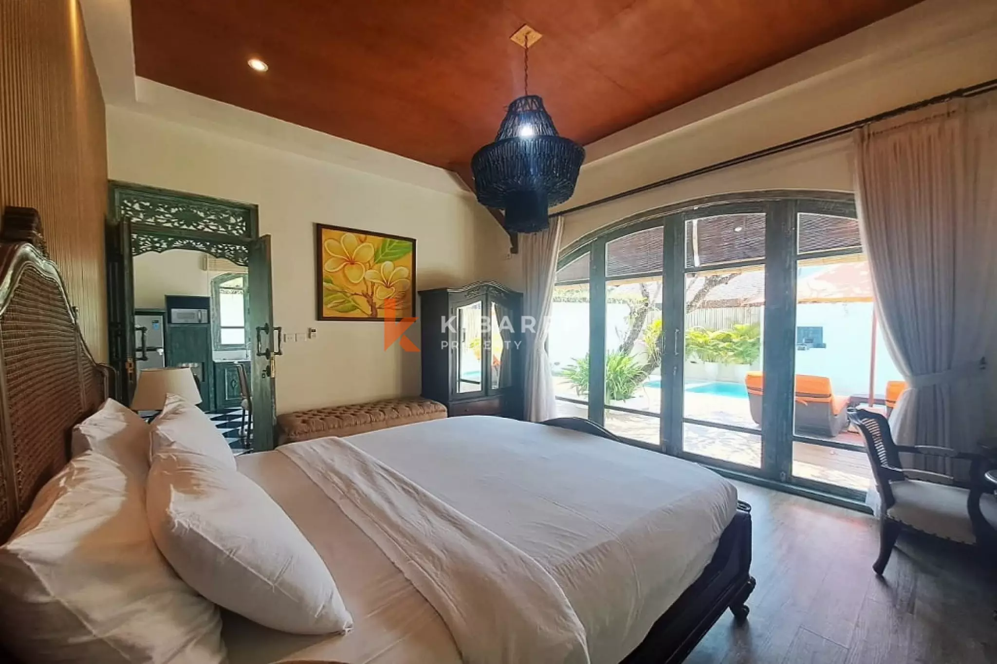 Haven Three-Bedrooms Villa in Prime Berawa Location — image 14