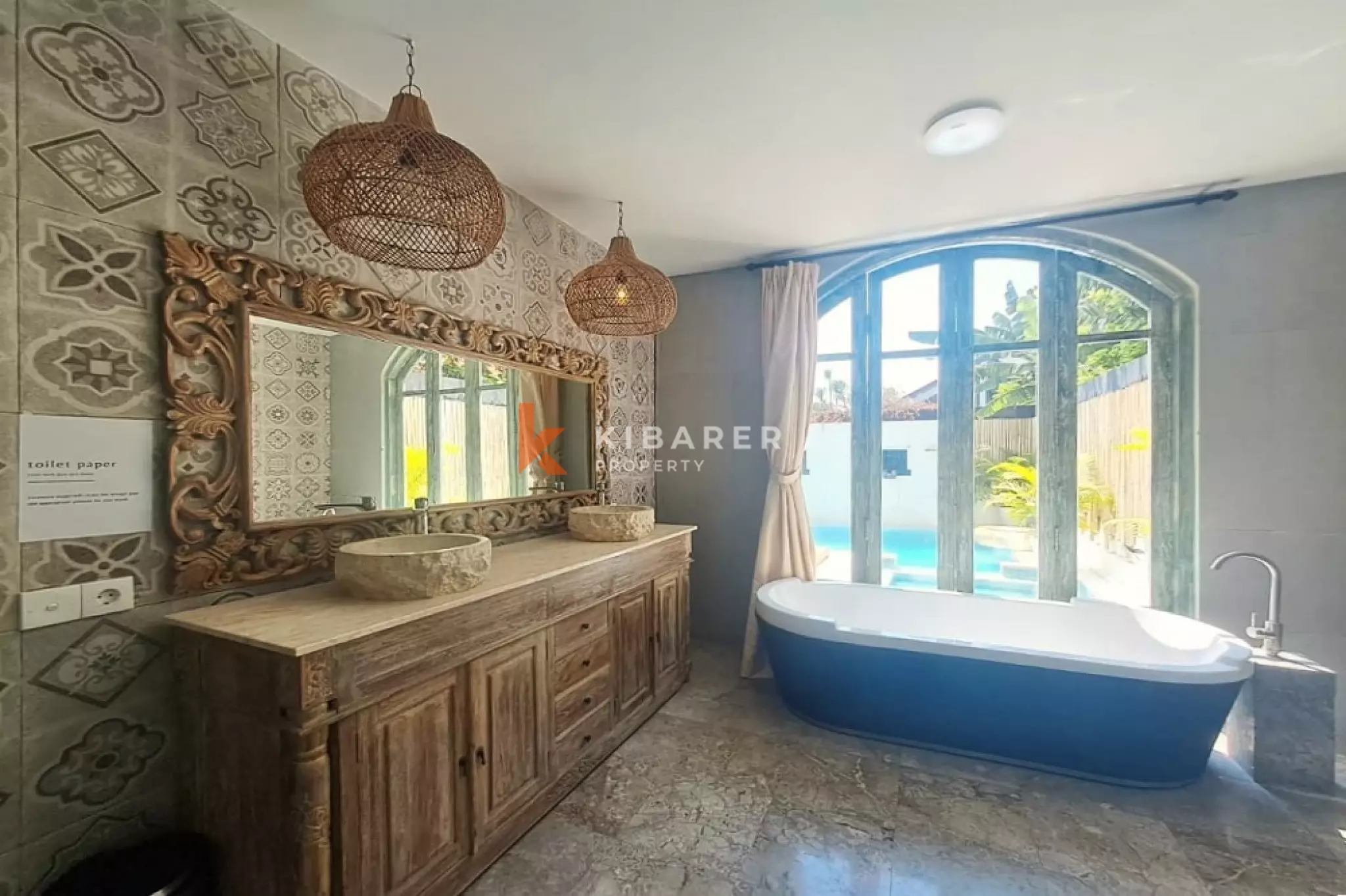 Haven Three-Bedrooms Villa in Prime Berawa Location — image 15