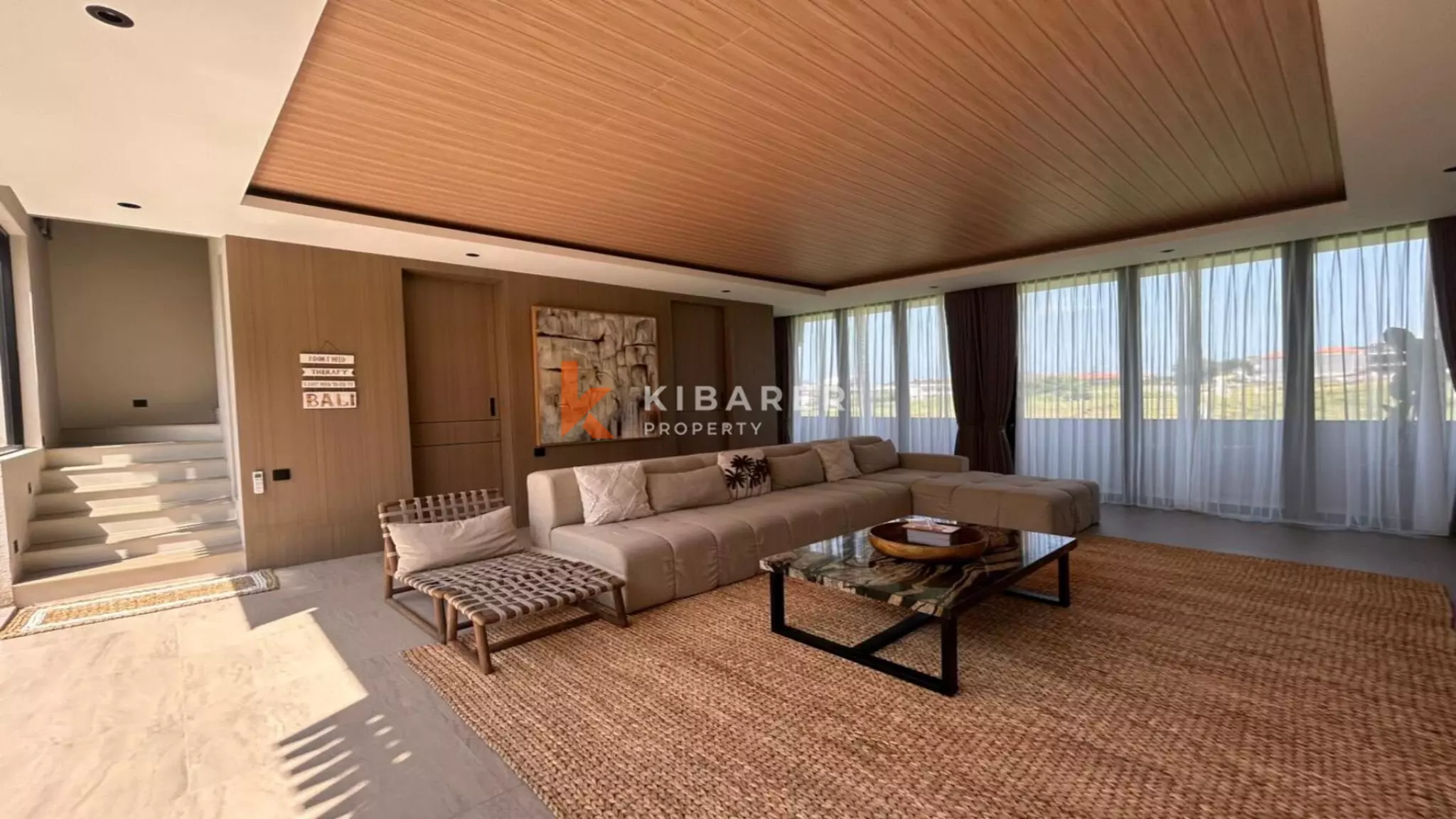 Charming Three-Bedroom Villa with Open Living Space in Canggu — image 9