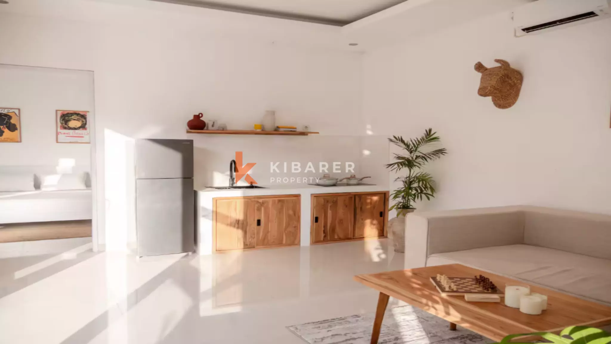 Chic Three-Bedroom Villa with Enclosed Living Near Uluwatu Beach — image 3