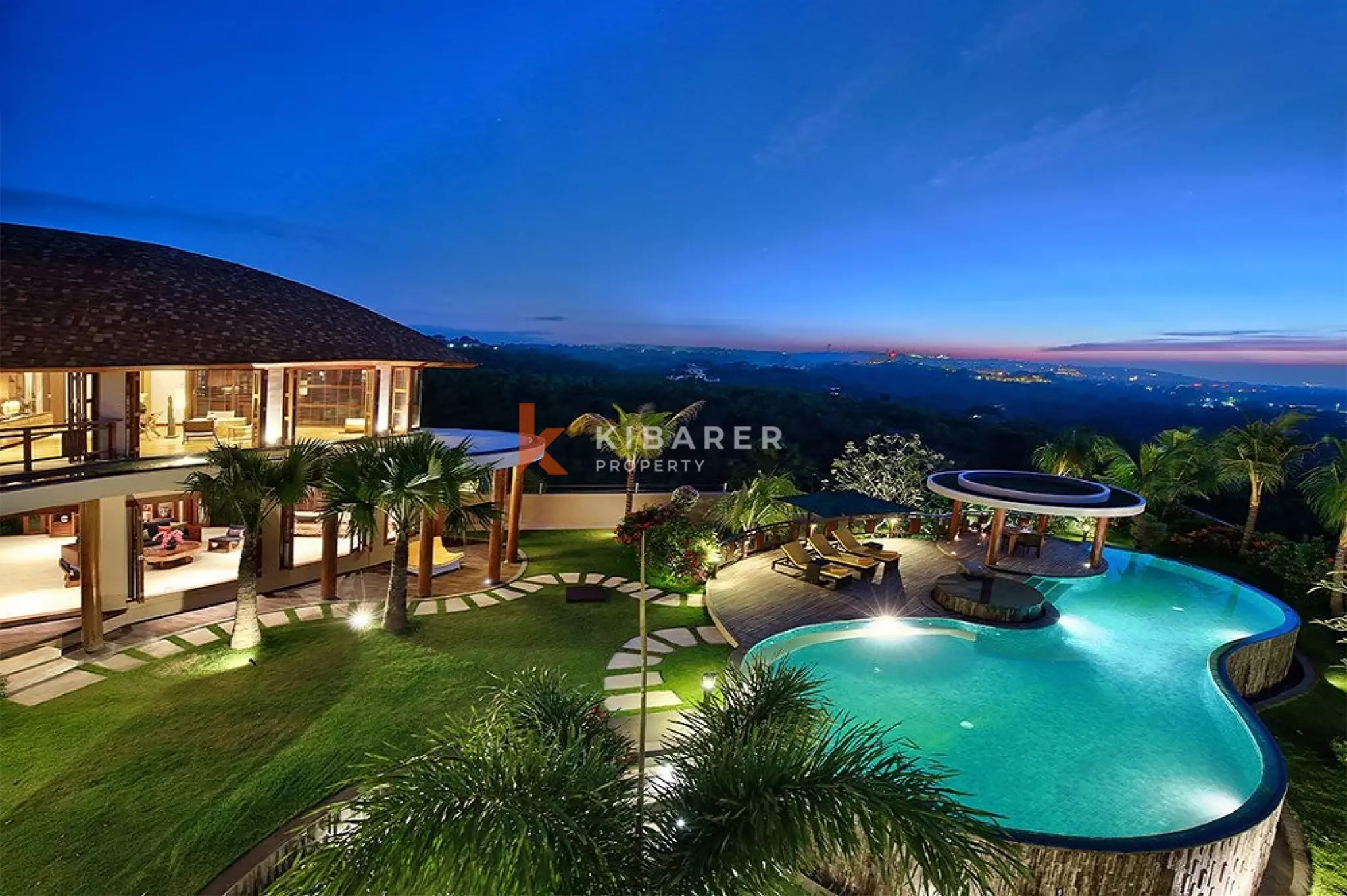 Luxury Architectural Five-Bedrooms Villa in Hillside Jimbaran — image 5
