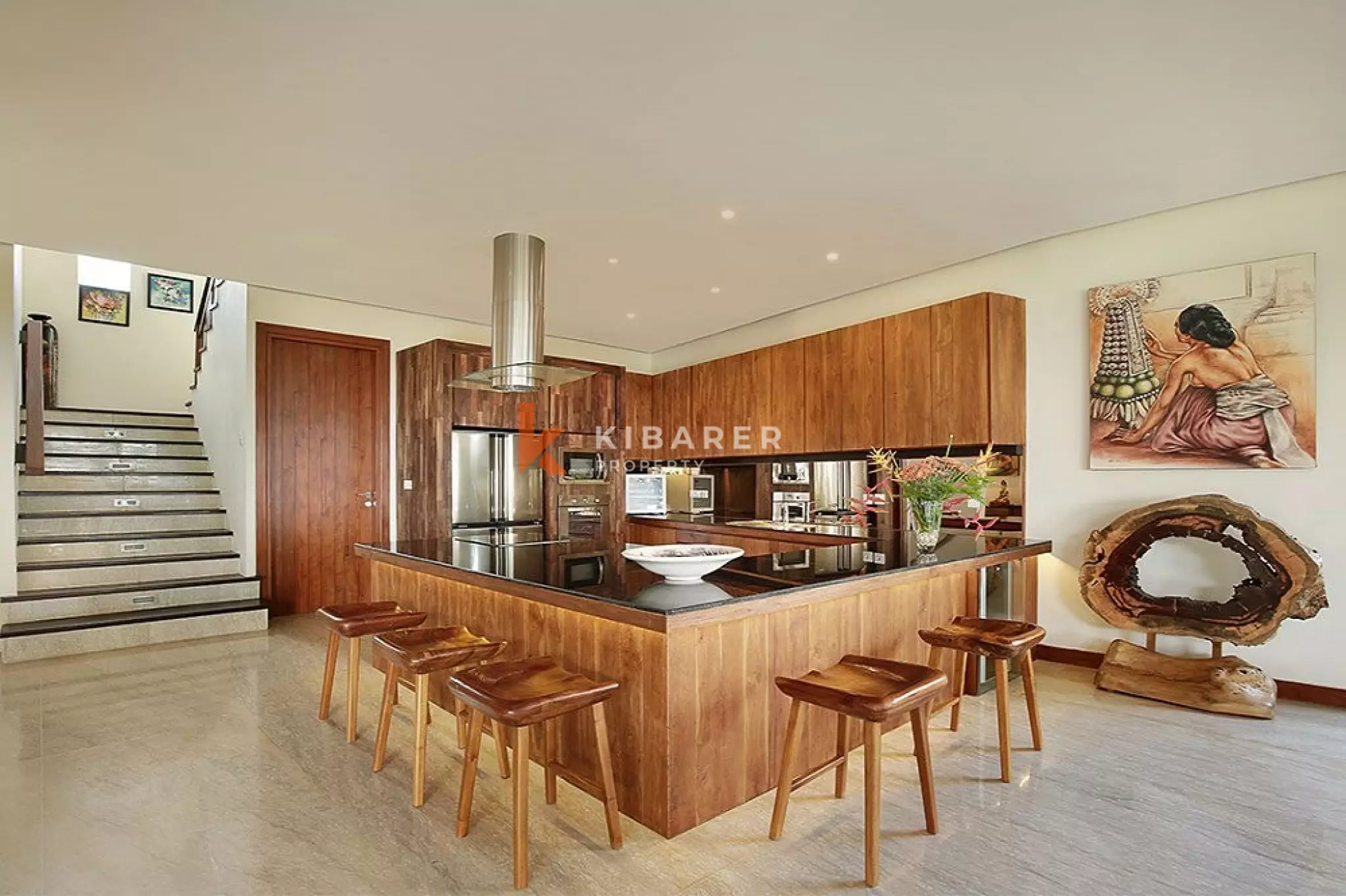 Luxury Architectural Five-Bedrooms Villa in Hillside Jimbaran — image 8