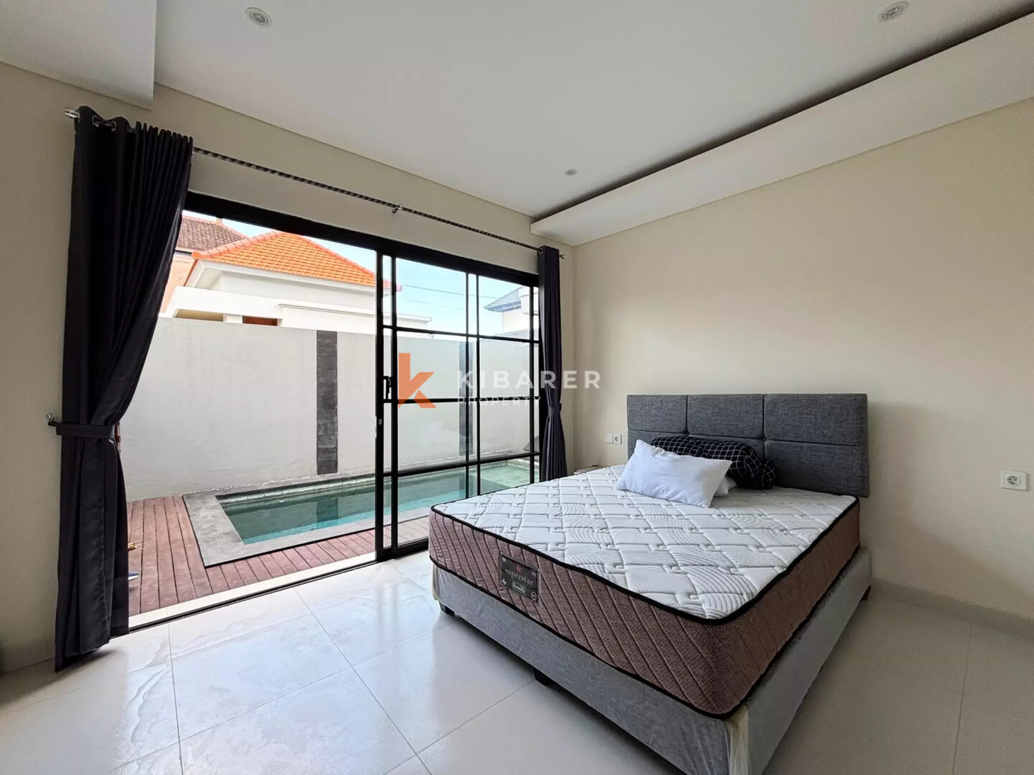 Open Living Three Bedroom Villa in Buduk — image 7