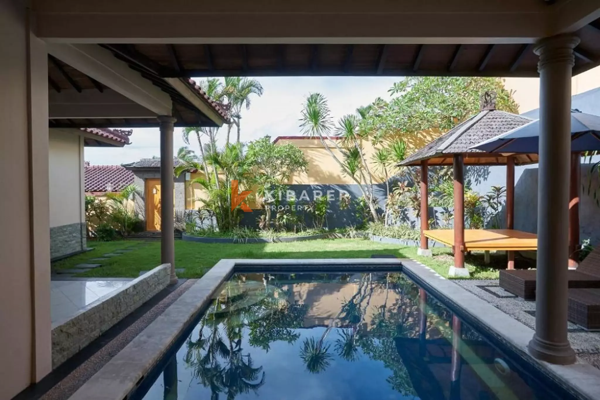 City Escape Three-Bedrooms Villa in Ungasan — image 3