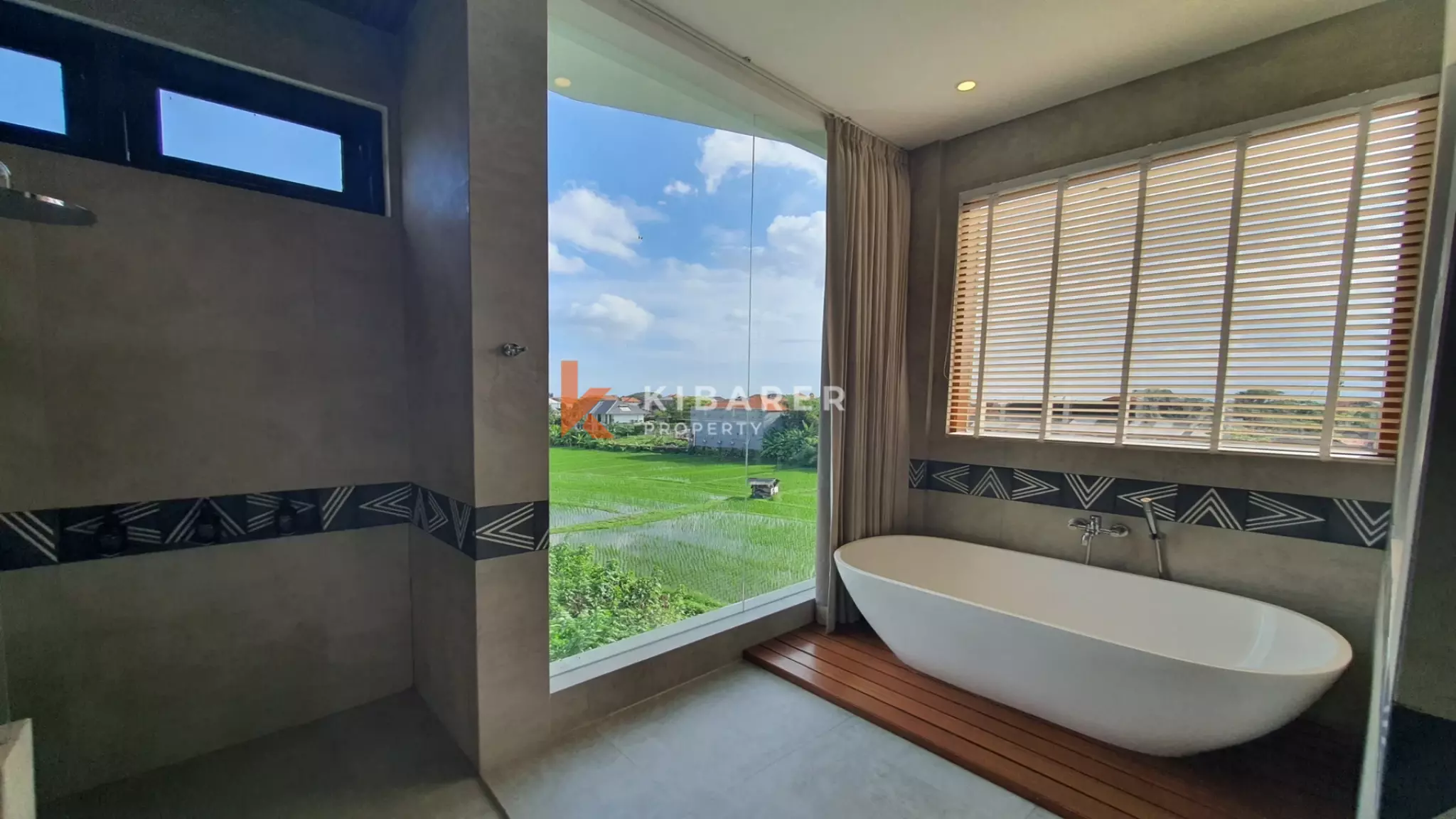 Stunning Four-Bedroom Villa with Pool in the Heart of Berawa — image 10