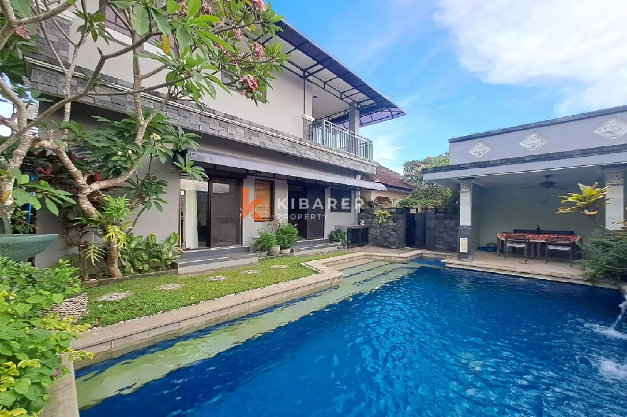 Homey Three-Bedrooms Villa in Nusa Dua