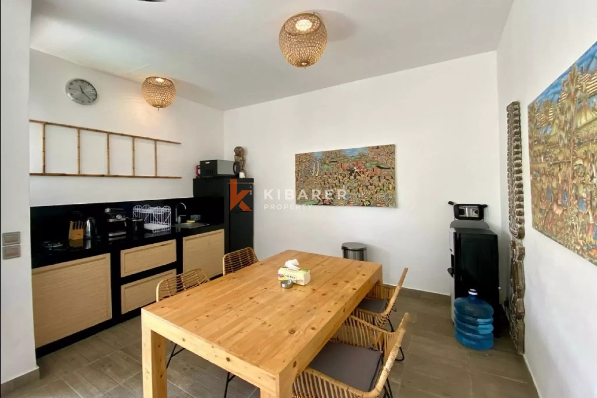 Minimalist Homey Two-Bedrooms Villa in Canggu Area — image 4