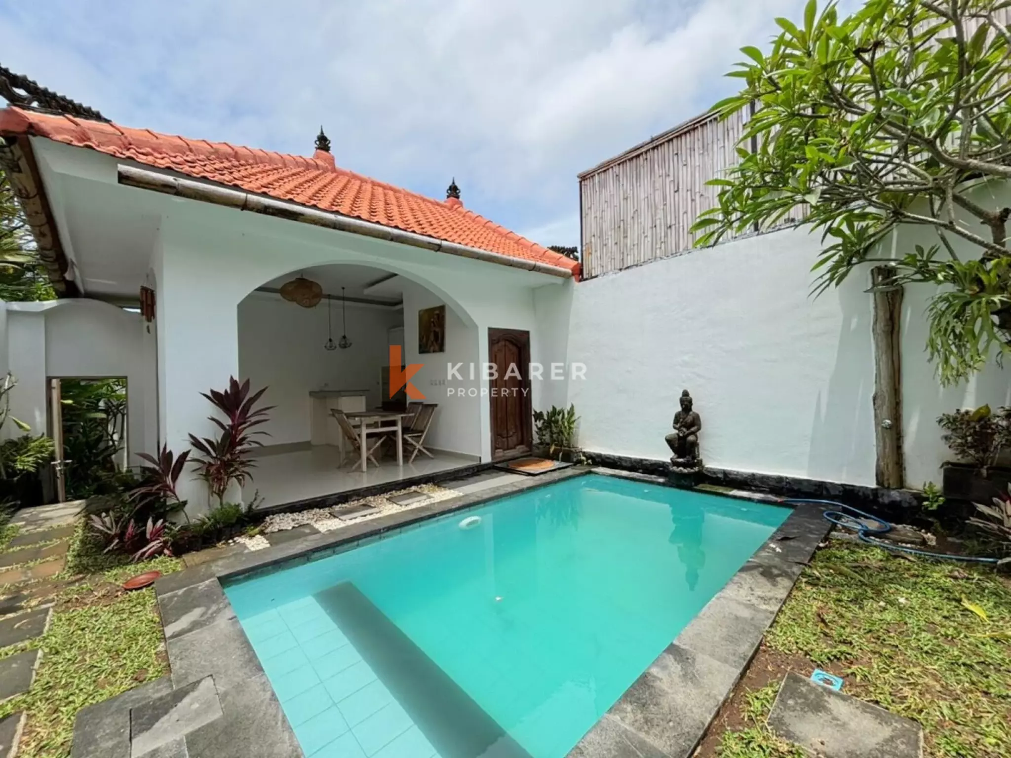 Tropical Two Bedroom Open Living Villa in Padonan — image 2