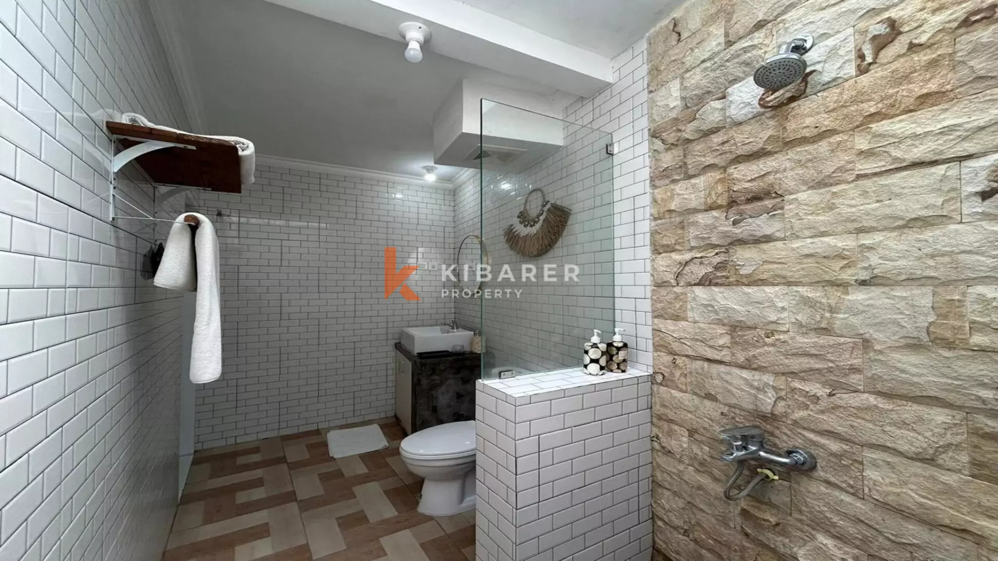 Charming Enclosed-Living Two-Bedroom Villa with Pool in Central Berawa — image 16